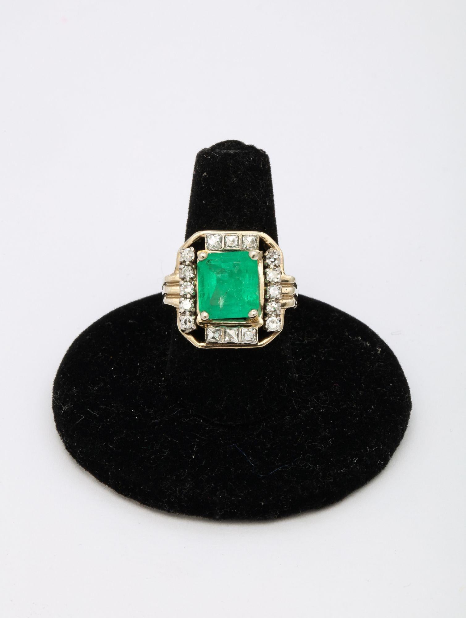 Art Deco Square Cut Emerald Ring For Sale 4