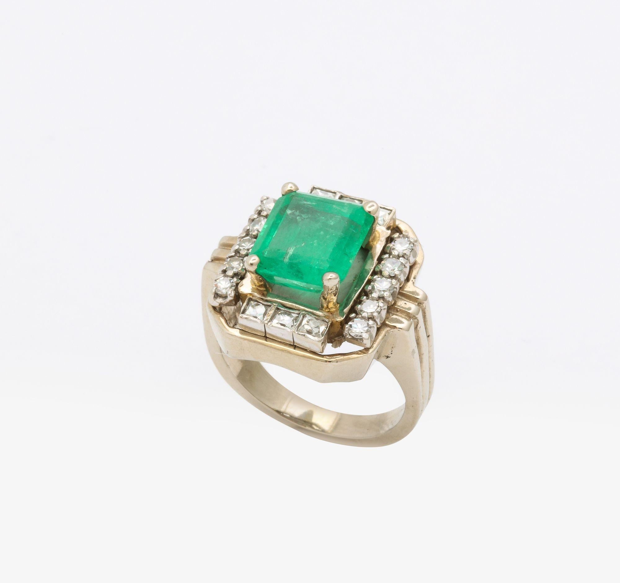 Art Deco Square Cut Emerald Ring For Sale 3