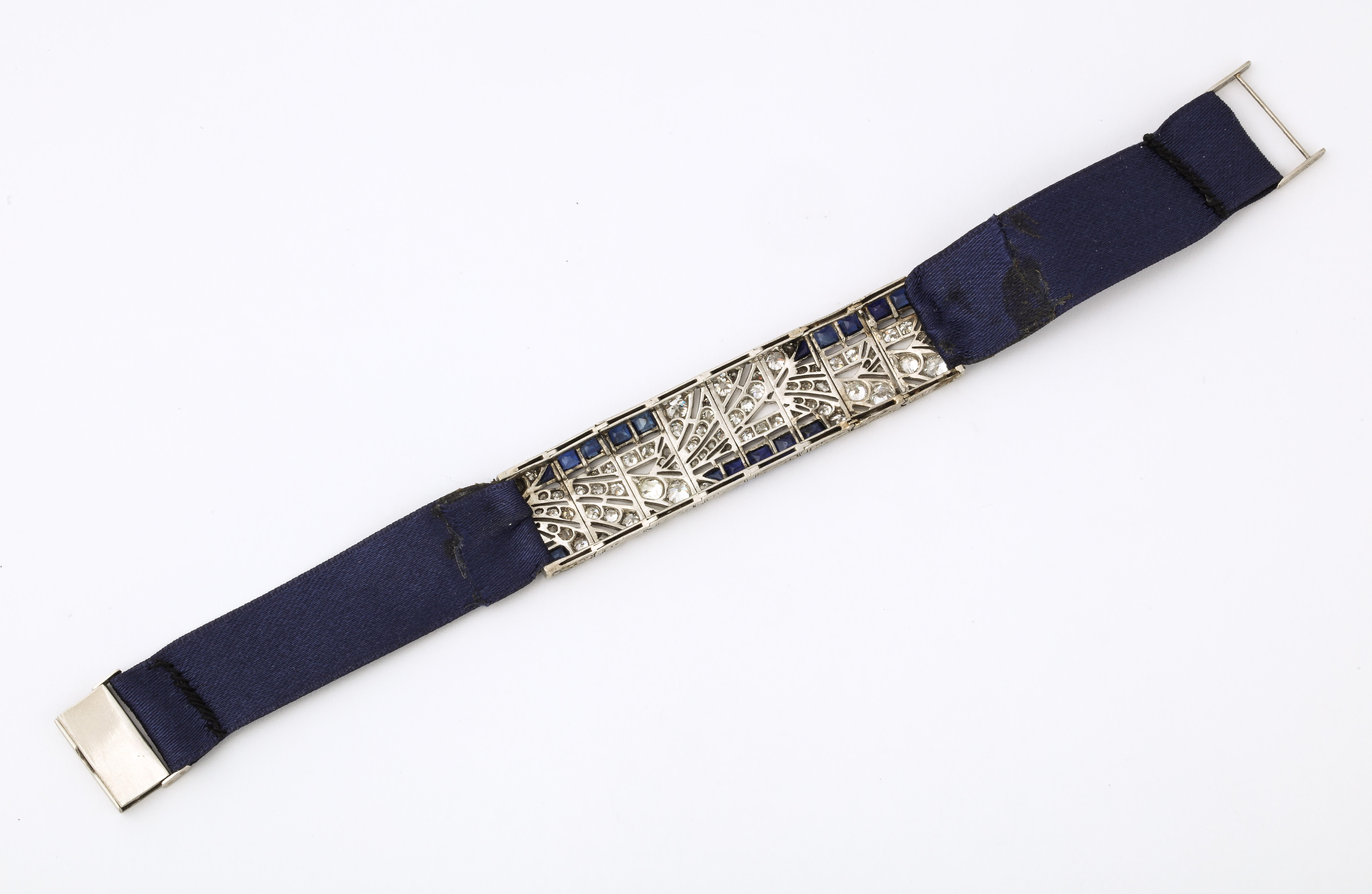 Women's Art Deco Square Cut Sapphire with Diamonds Platinum Elegant Ribbon Bracelet For Sale