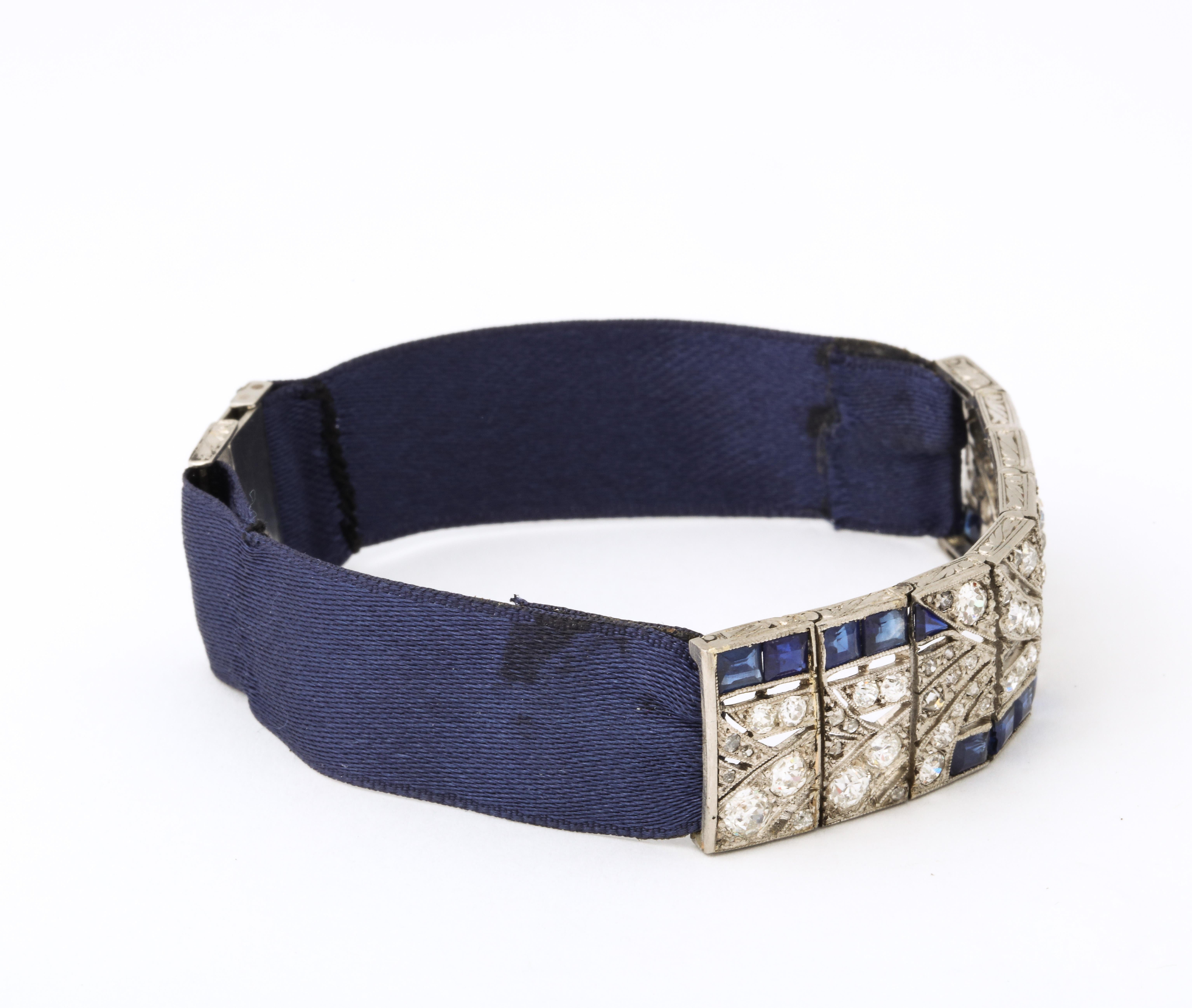 Art Deco Square Cut Sapphire with Diamonds Platinum Elegant Ribbon Bracelet For Sale 2