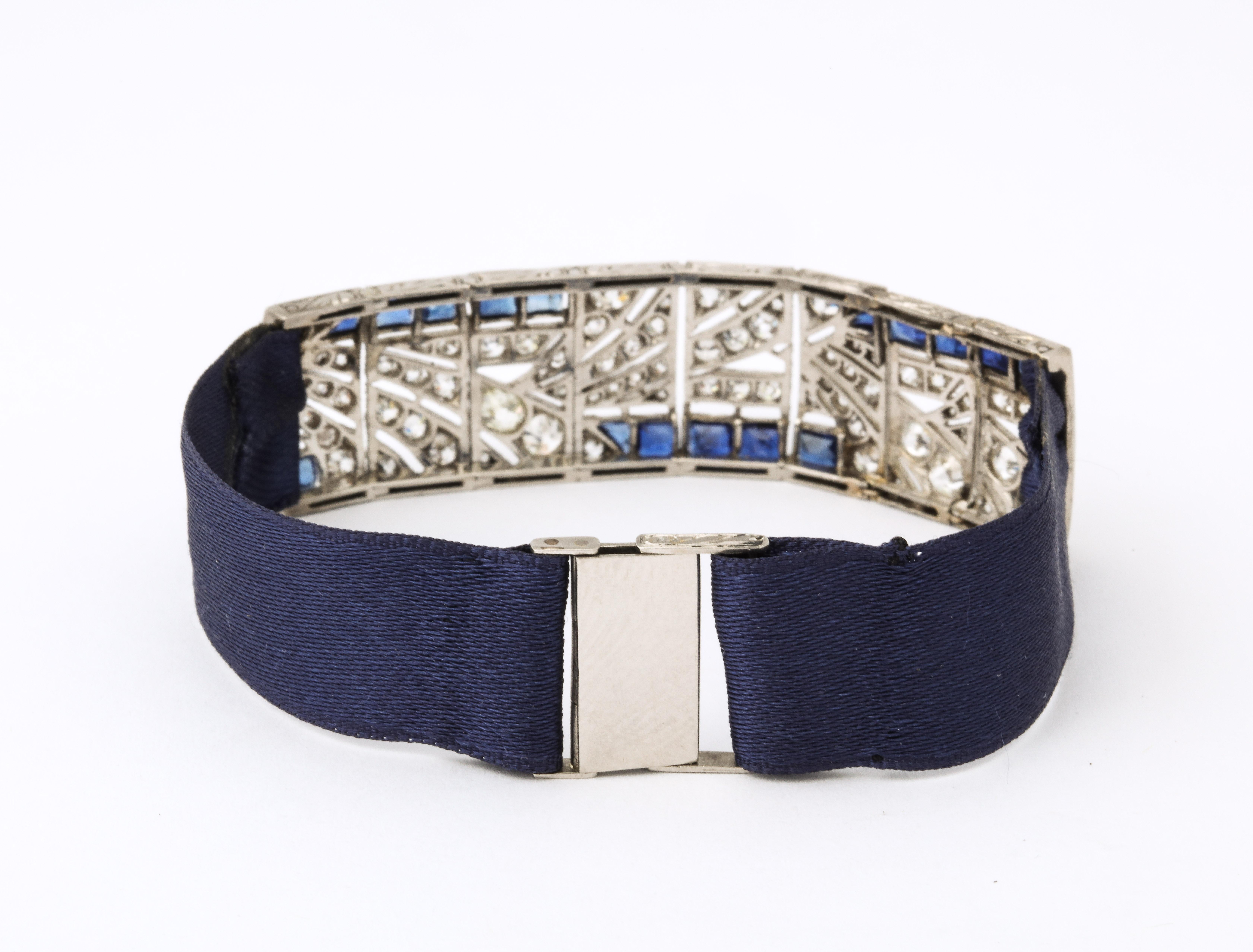 Art Deco Square Cut Sapphire with Diamonds Platinum Elegant Ribbon Bracelet For Sale 3