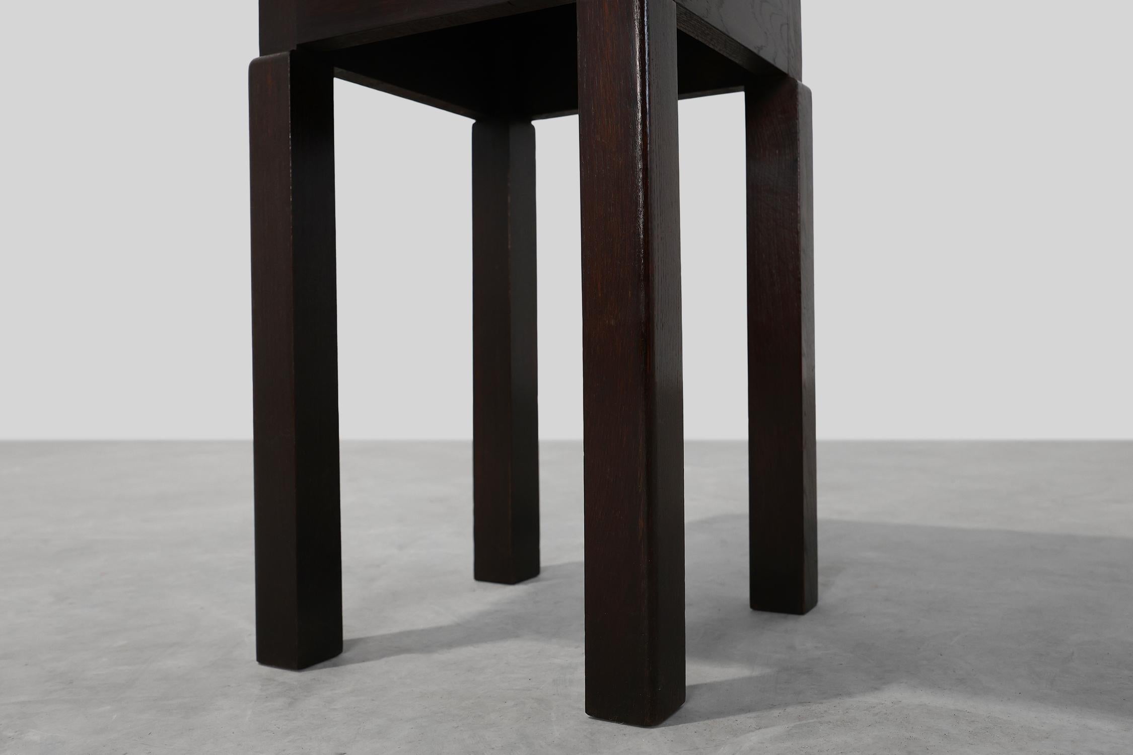 Art Deco square Oak Side Table, France, circa 1920 For Sale 4