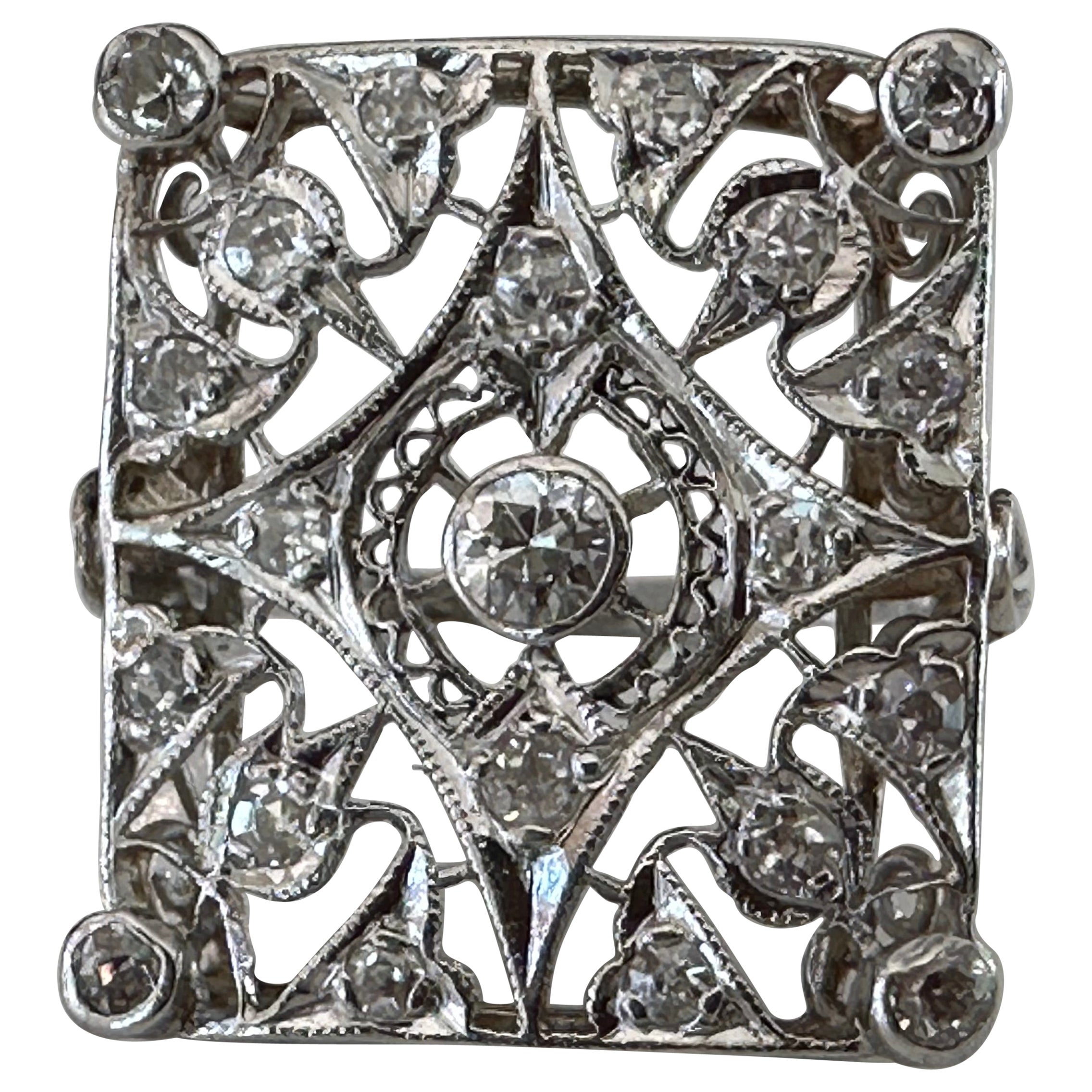 Art Deco Diamant-Cocktailring in Quadratform im Angebot