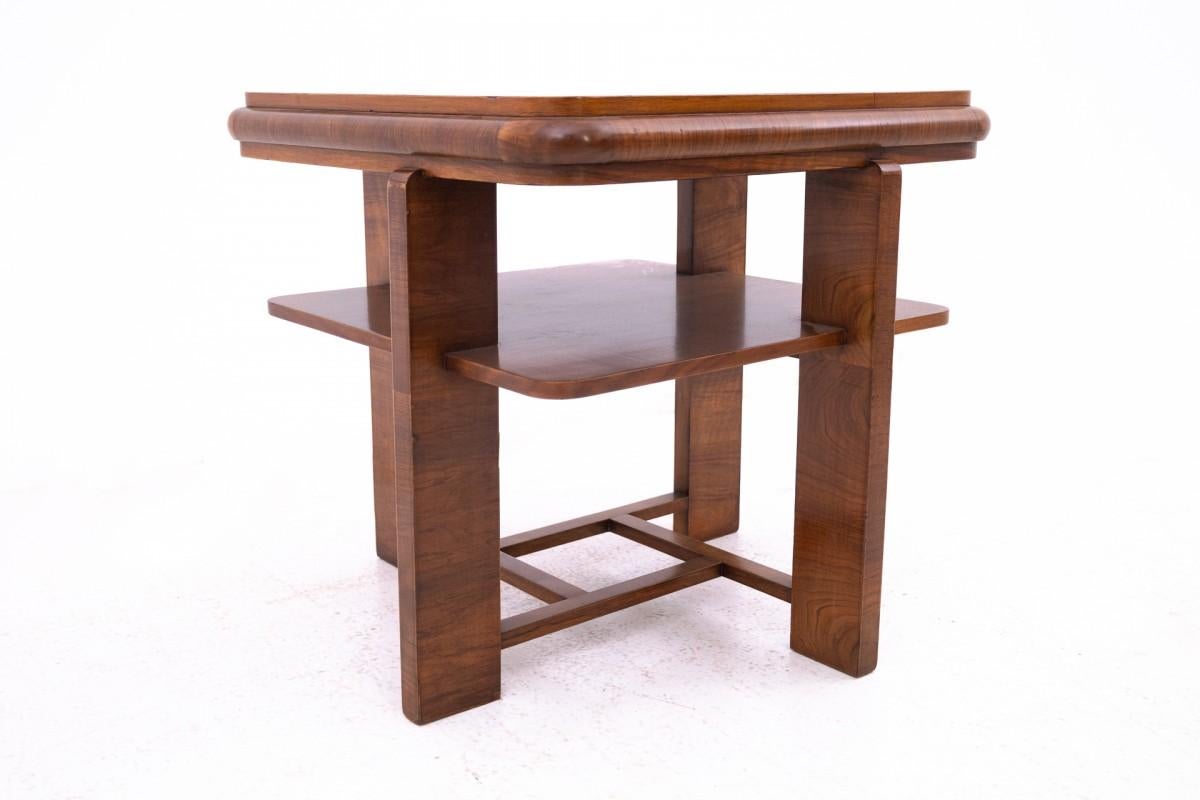 Art Deco square table from the 1950s, Poland. In Good Condition For Sale In Chorzów, PL