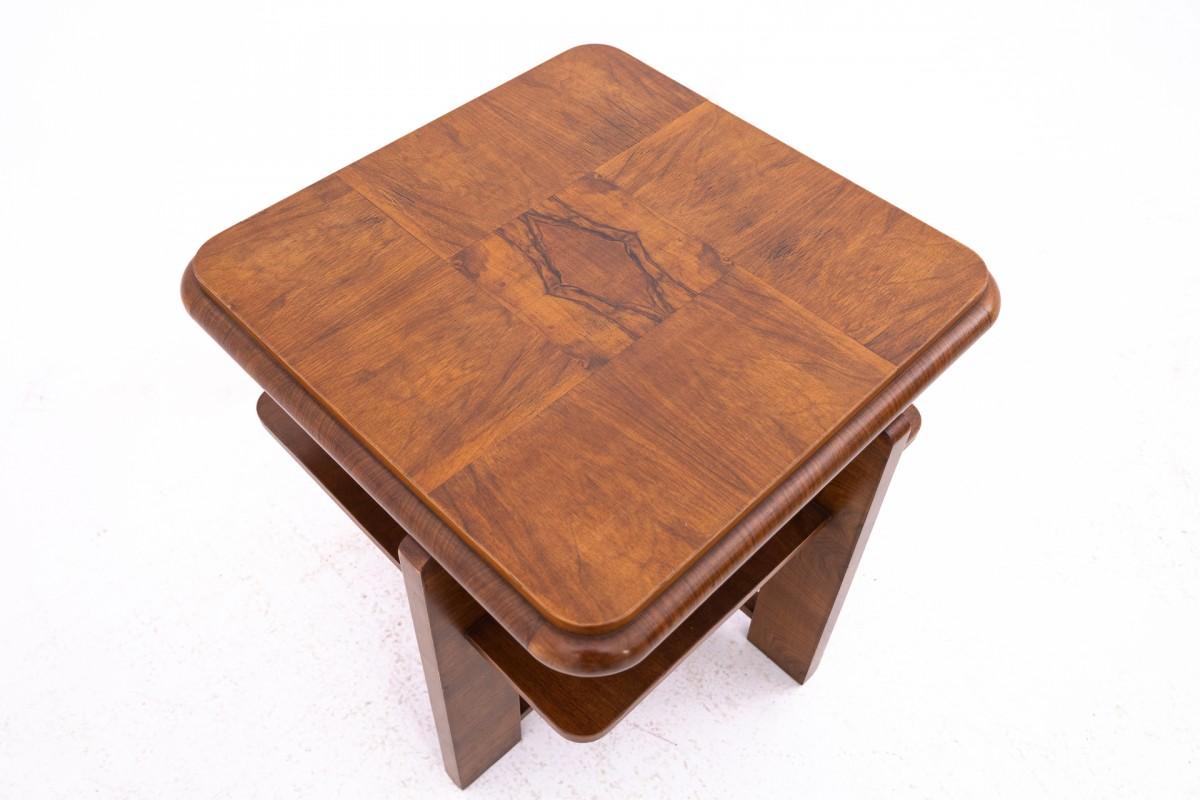 Walnut Art Deco square table from the 1950s, Poland. For Sale