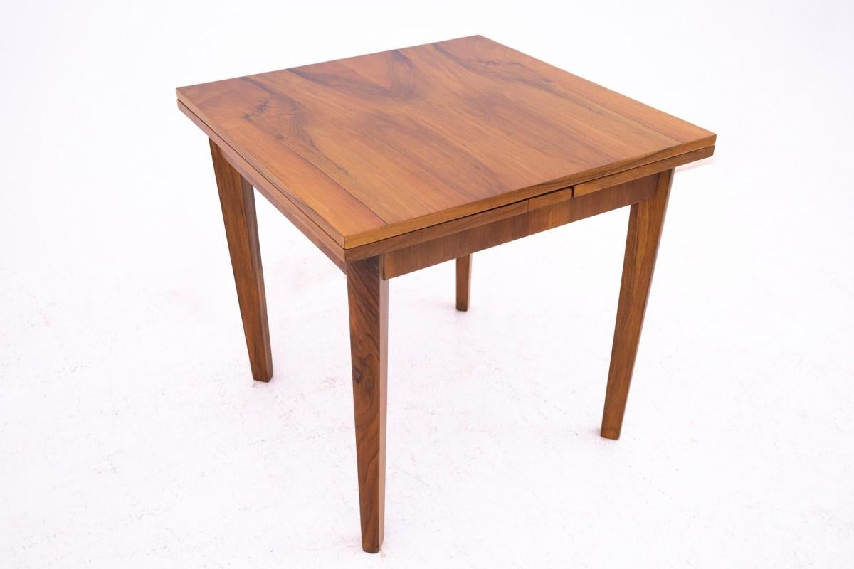 Polonais Table carrée Art déco, Pologne, années 1940. en vente