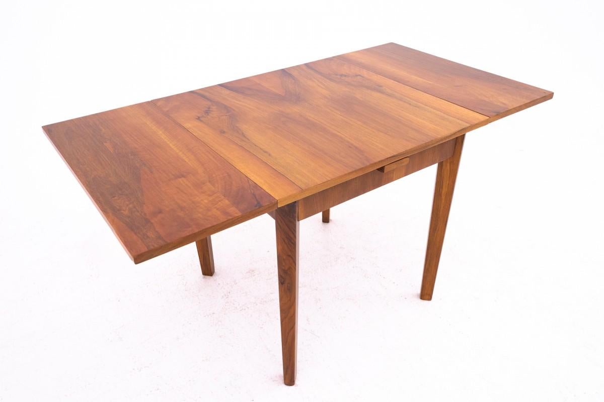 Table carrée Art déco, Pologne, années 1940. en vente 2