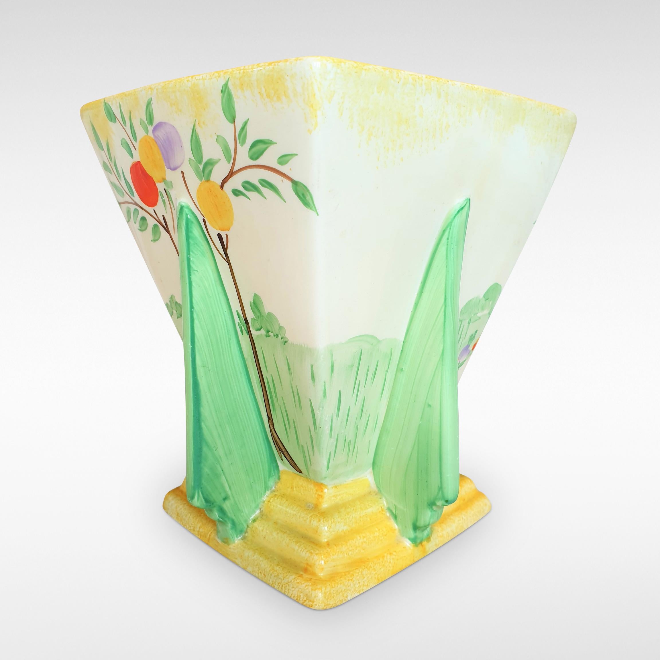 20th Century Art Deco Square Vase by Wade Heath Attributed to Jessie Hallen For Sale