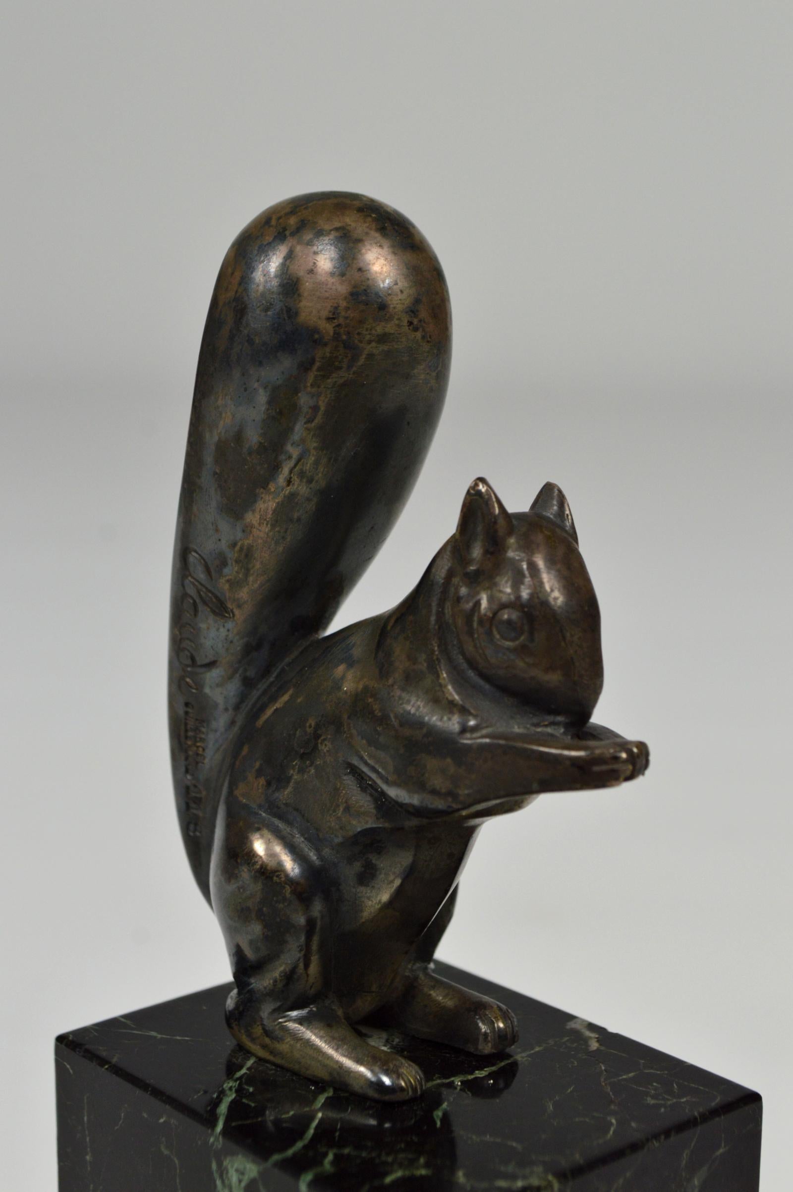 Art Deco Squirrels Bookends, Bronze, Marcel Guillemard, France, circa 1930 For Sale 4
