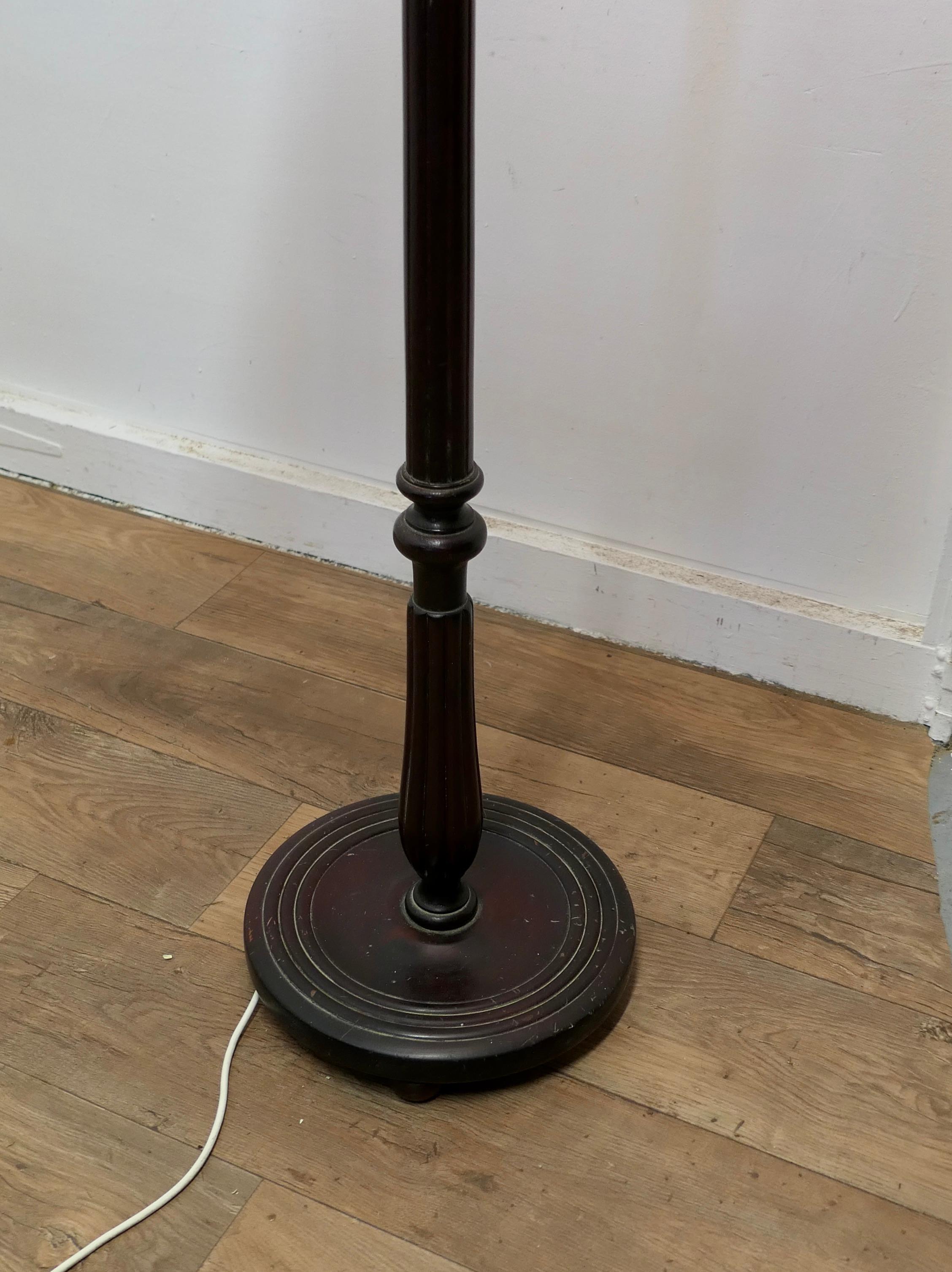 Art Deco Standard or Floor Lamp     In Excellent Condition For Sale In Chillerton, Isle of Wight