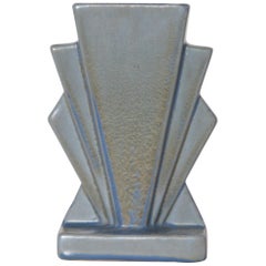 Art Deco Stangl Skyscraper Fan Vase Early Example Fulper New Jersey Modernist