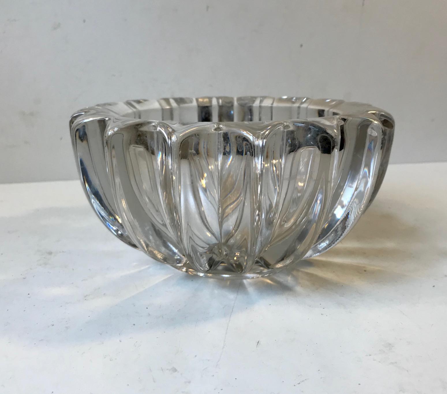 Art Deco 'Star' Glass Dish by Pierre D’Avesn, France, 1930s In Good Condition In Esbjerg, DK