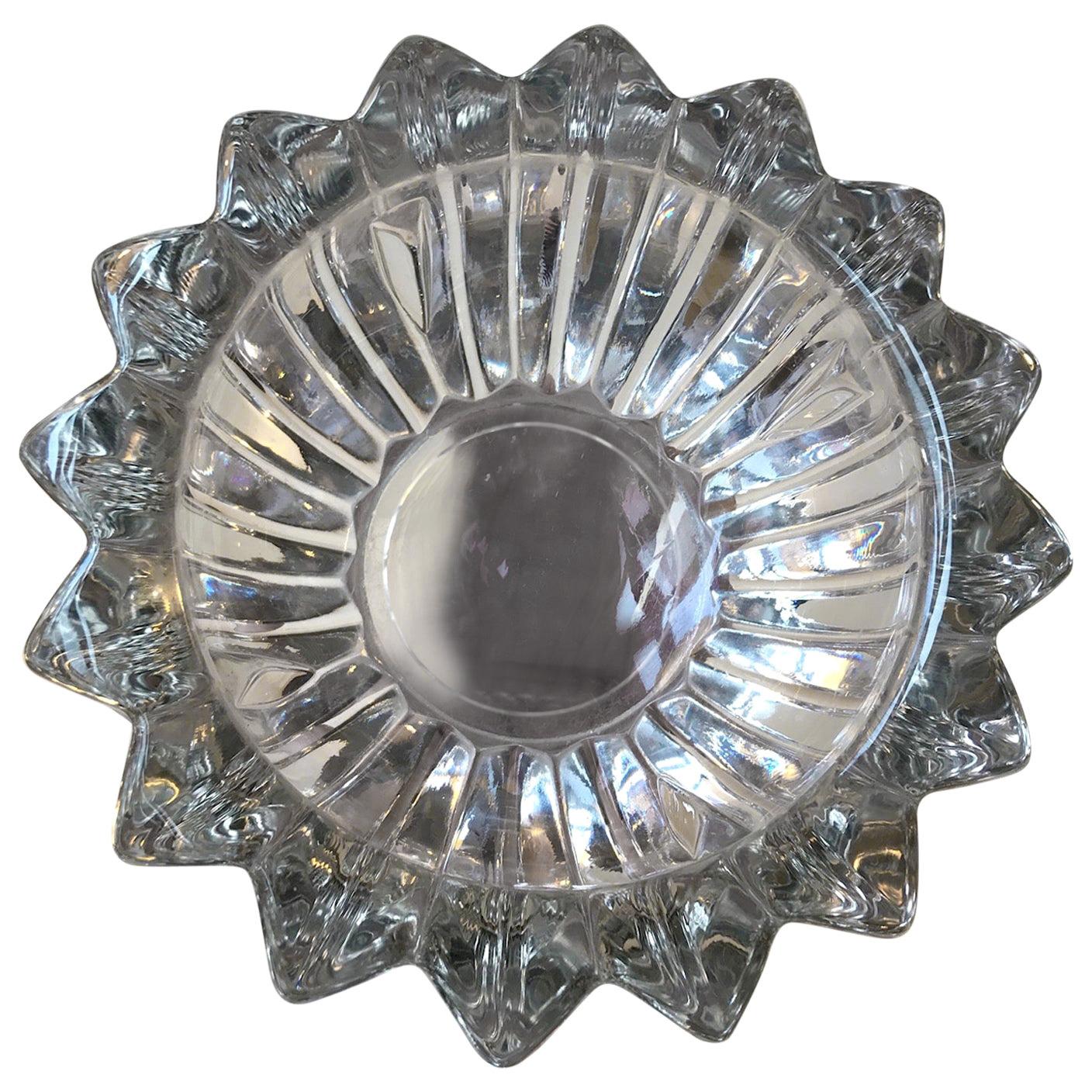 Art Deco 'Star' Glass Dish by Pierre D’Avesn, France, 1930s For Sale