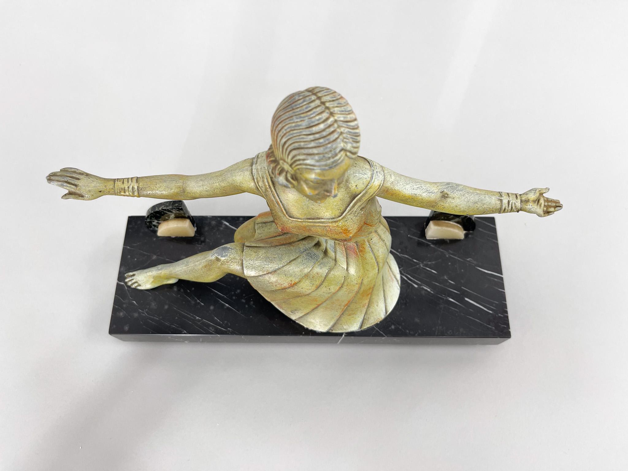 Art Deco Statue of a Dancer by Molins In Good Condition For Sale In Praha, CZ
