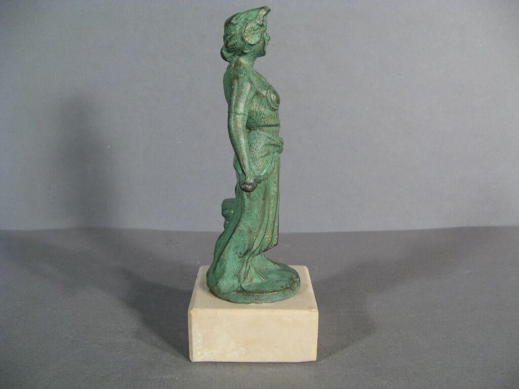 Statuette Art déco d'une femme avec un cimitre par A. Rucho (1930s) -1Y06 2