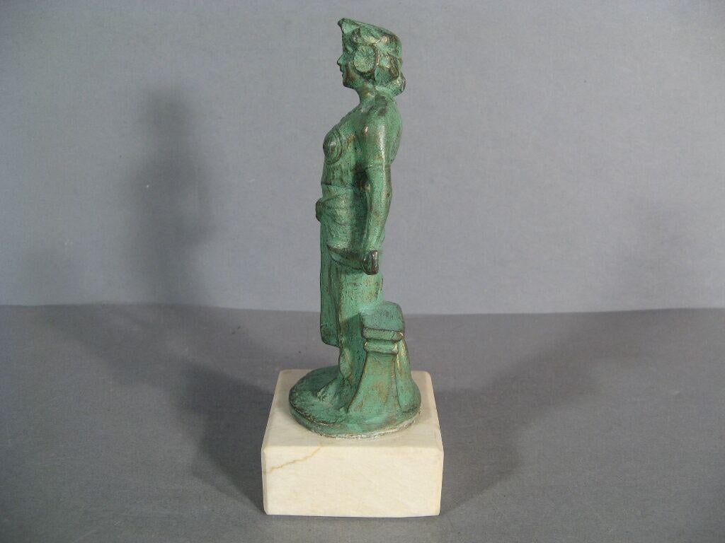 Statuette Art déco d'une femme avec un cimitre par A. Rucho (1930s) -1Y06 4