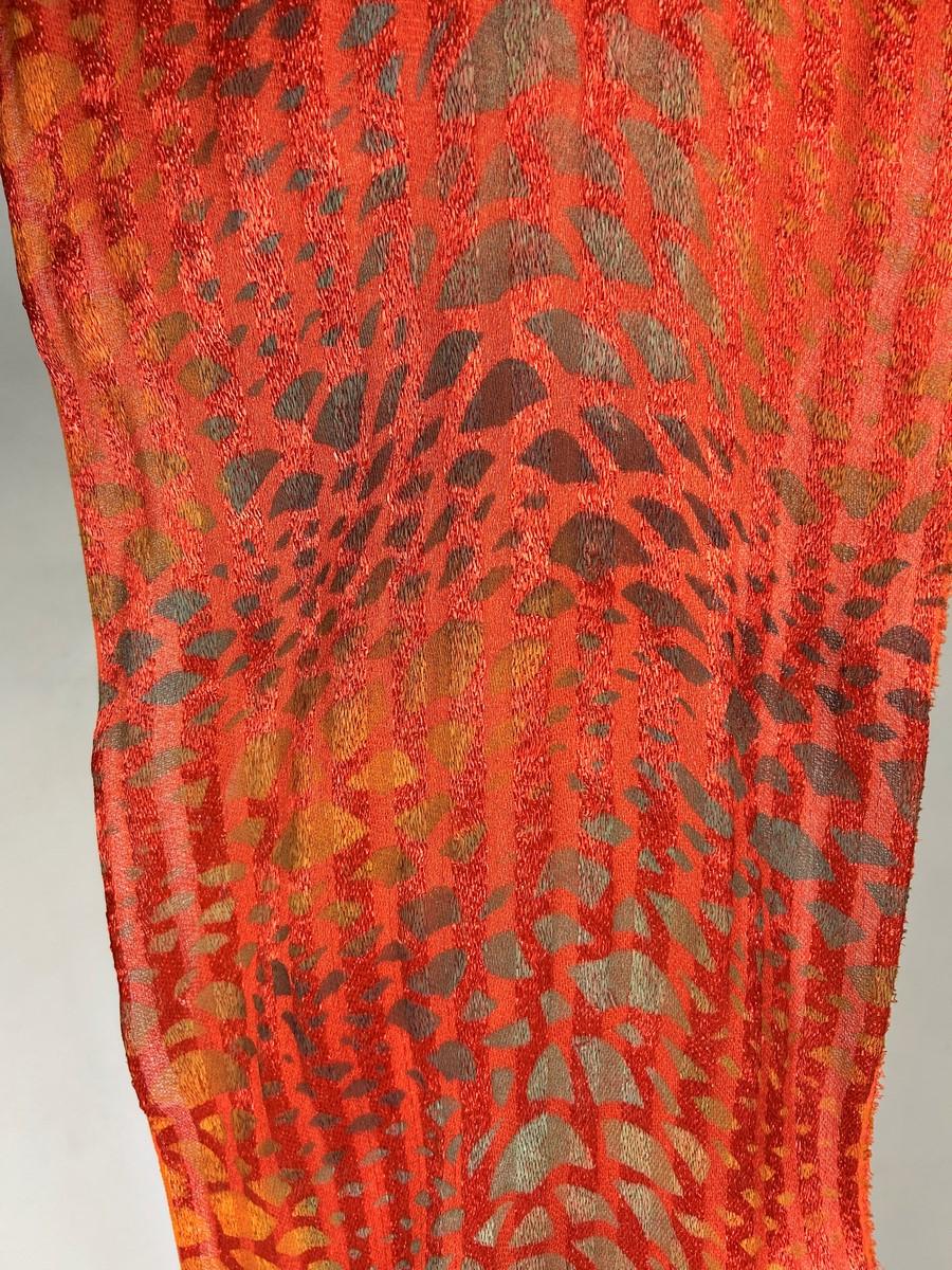 Art Deco stencil-printed linen and raffia scarf - France Circa 1925 For Sale 6