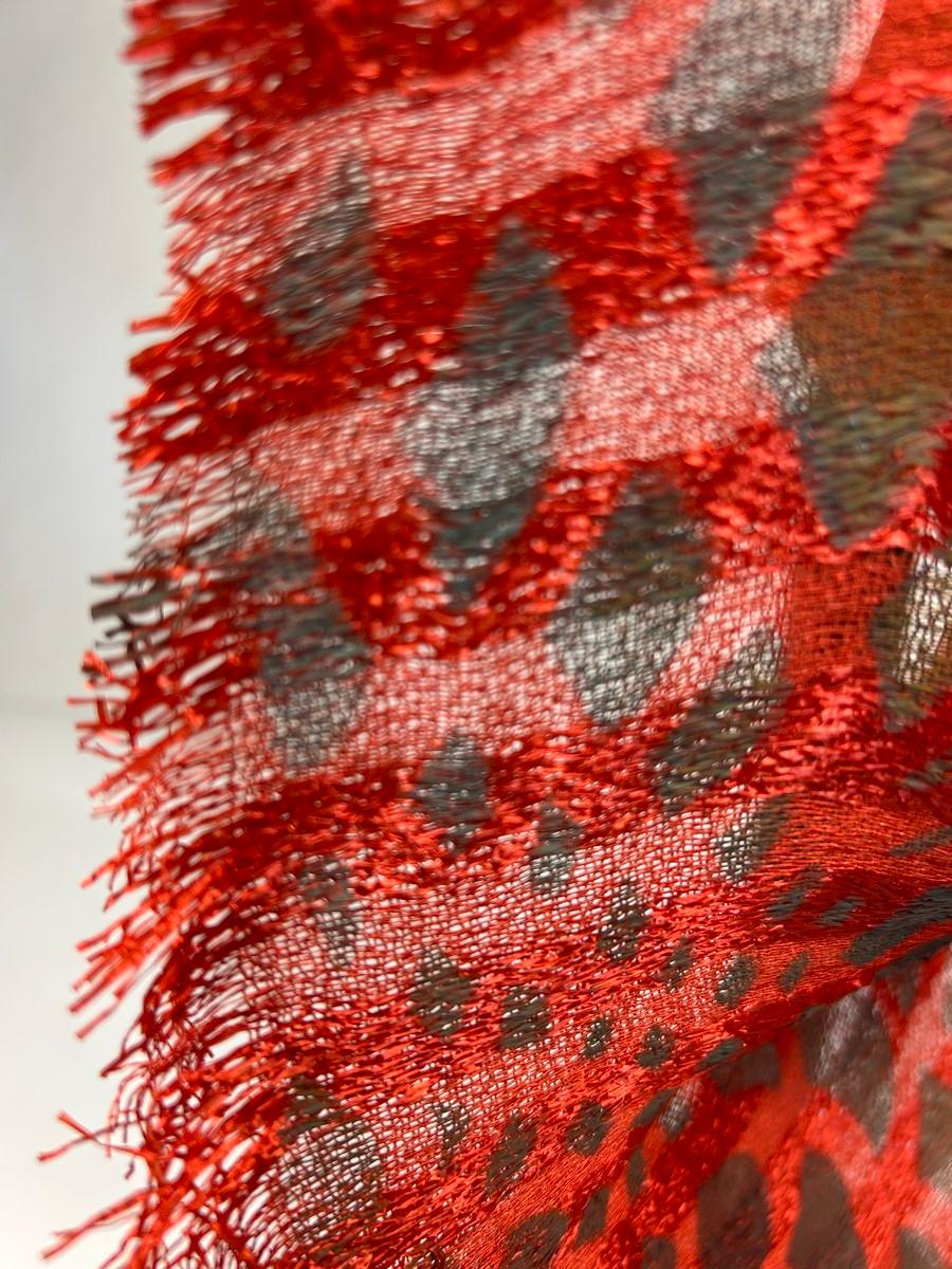 Art Deco stencil-printed linen and raffia scarf - France Circa 1925 For Sale 4