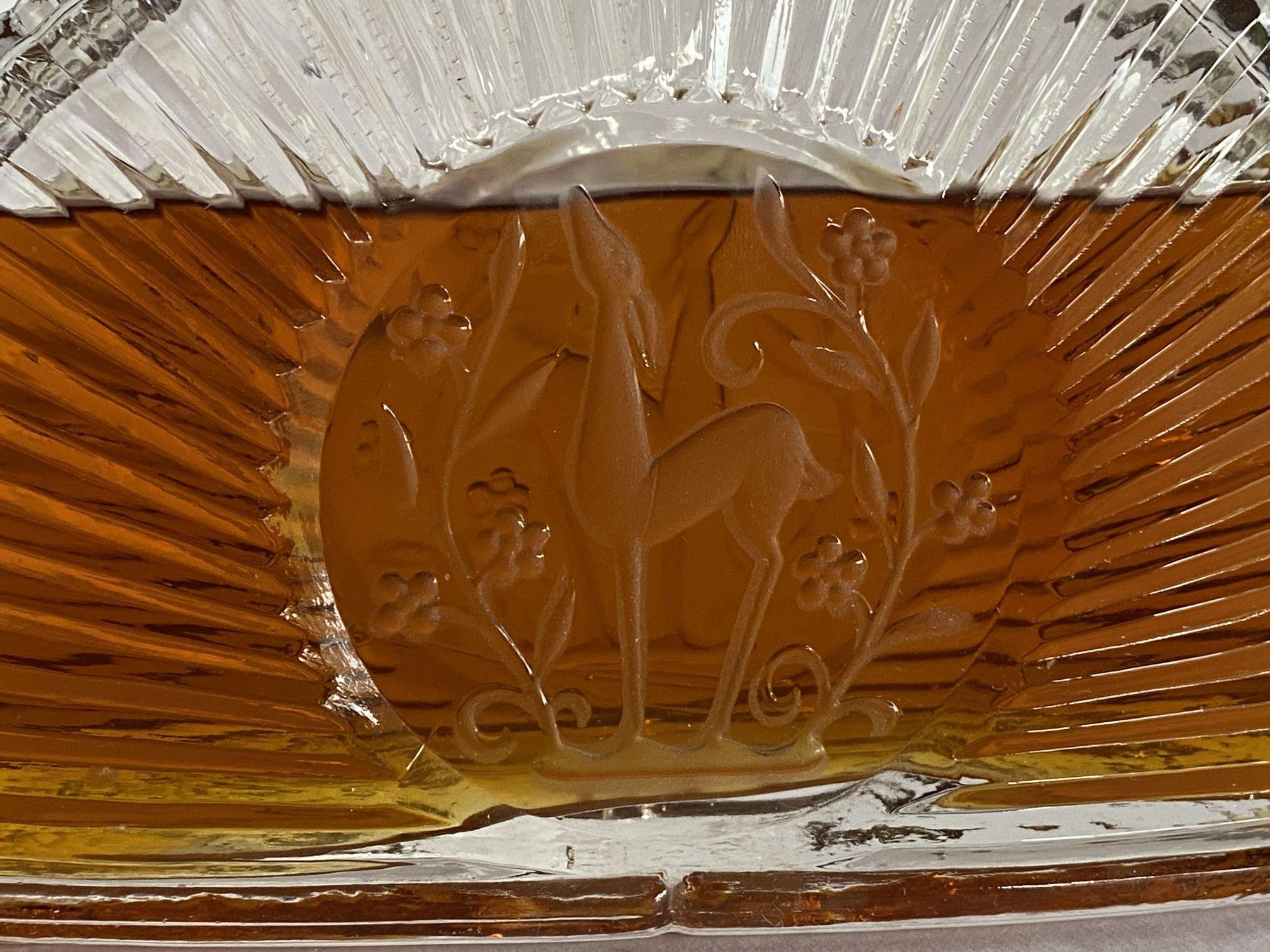 Art Deco Stepped Art Glass Perfume Bottle W/ Deer Motif For Sale 3