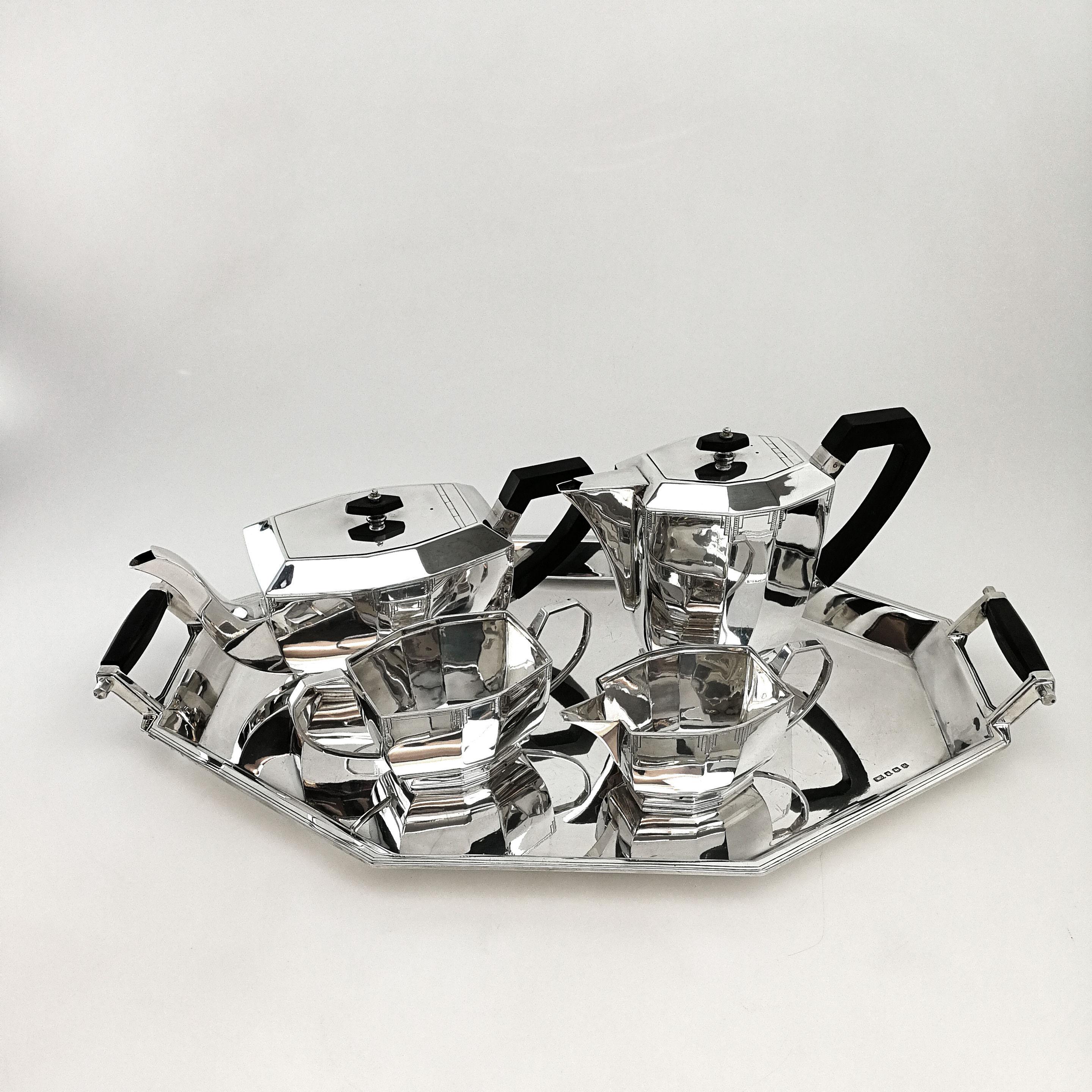 Art Deco Sterling Silver 4-Piece Tea and Coffee Set on Tray, 1961-1963 In Good Condition In London, GB