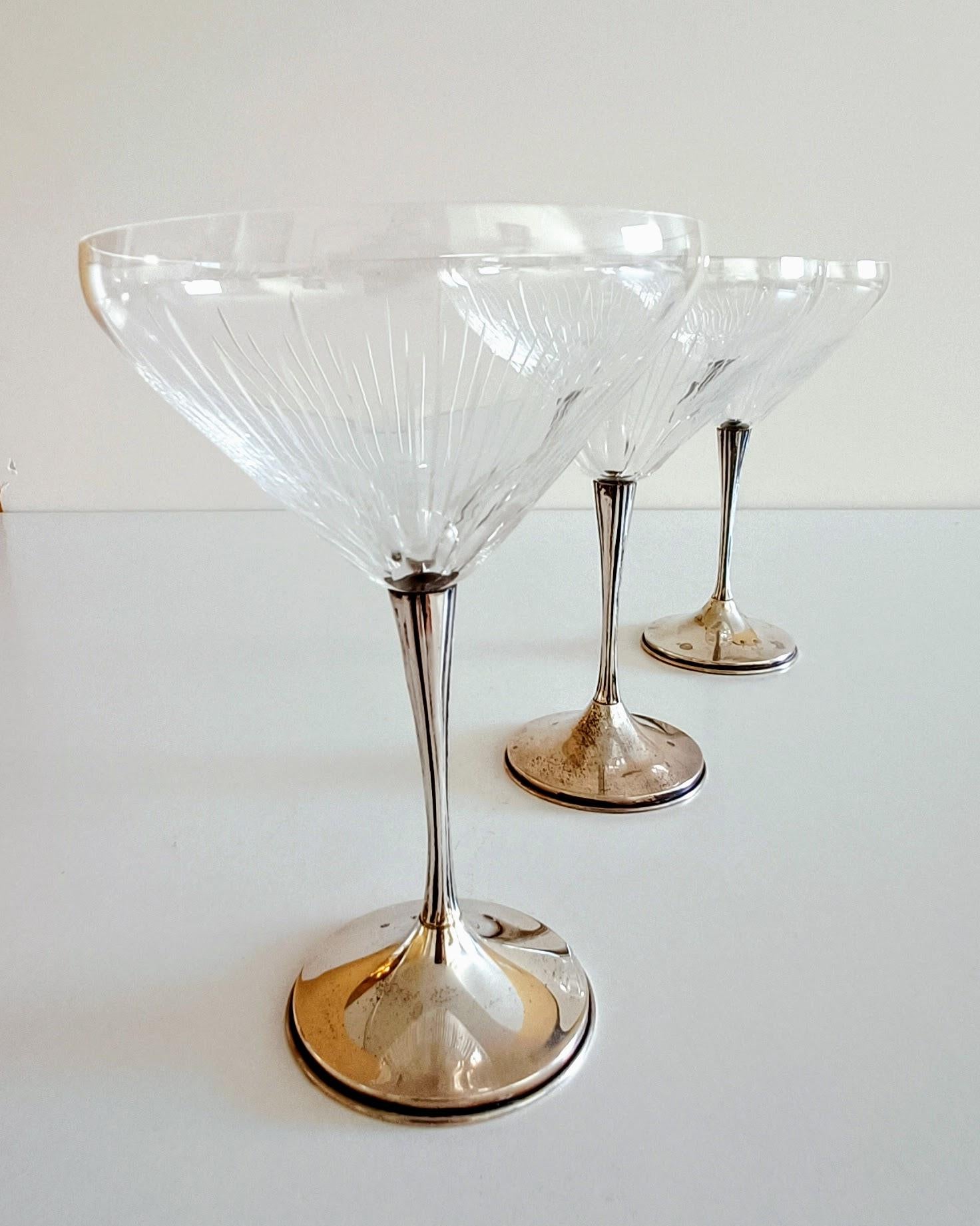 Copas de Champaña Art Decó de Plata de Ley y Cristal Tallado Hechas a Mano, España Años 30 Español en venta