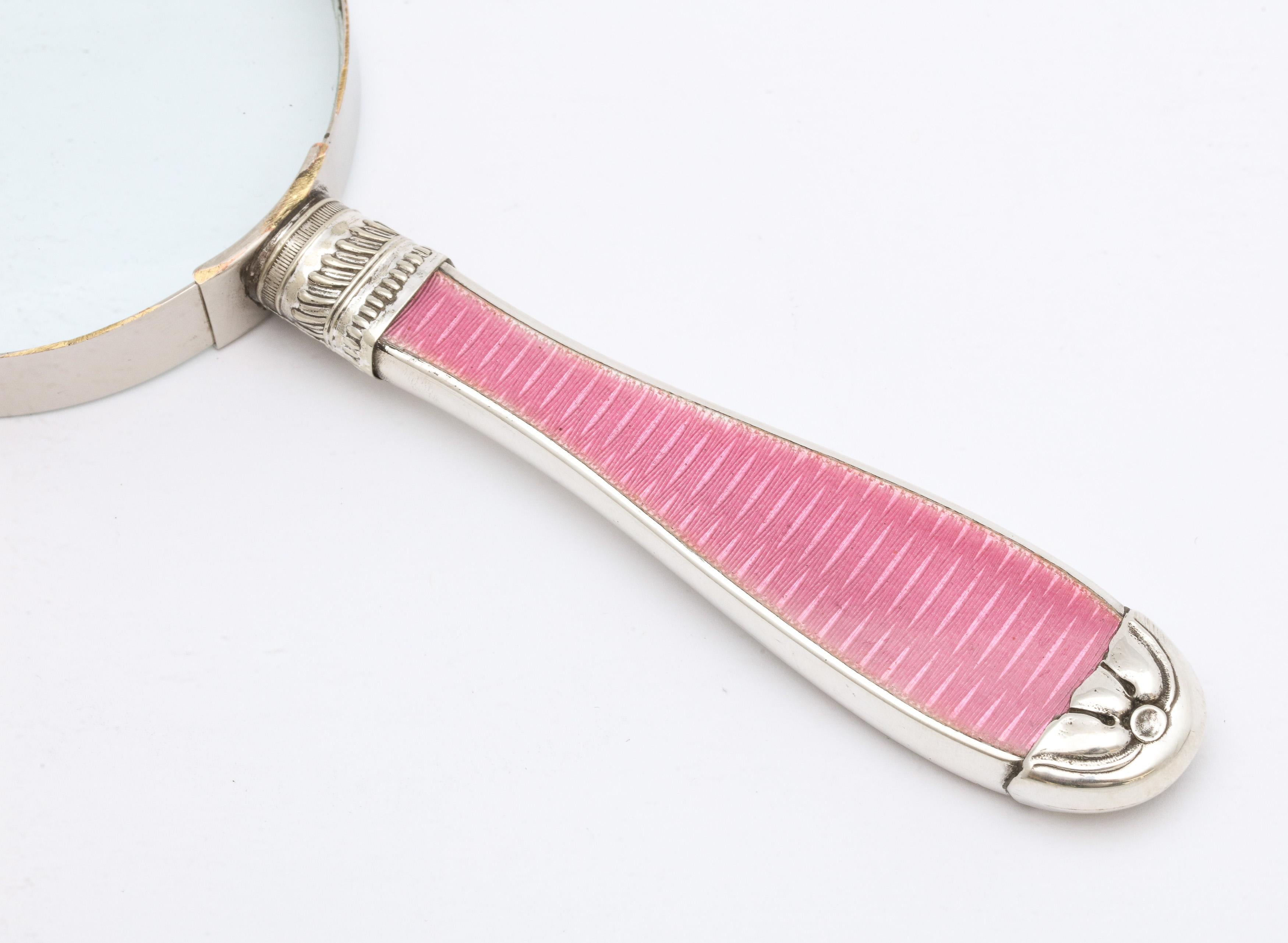 Art Deco Sterling Silver and Deep Pink Enamel-Mounted Magnifying Glass In Good Condition In New York, NY