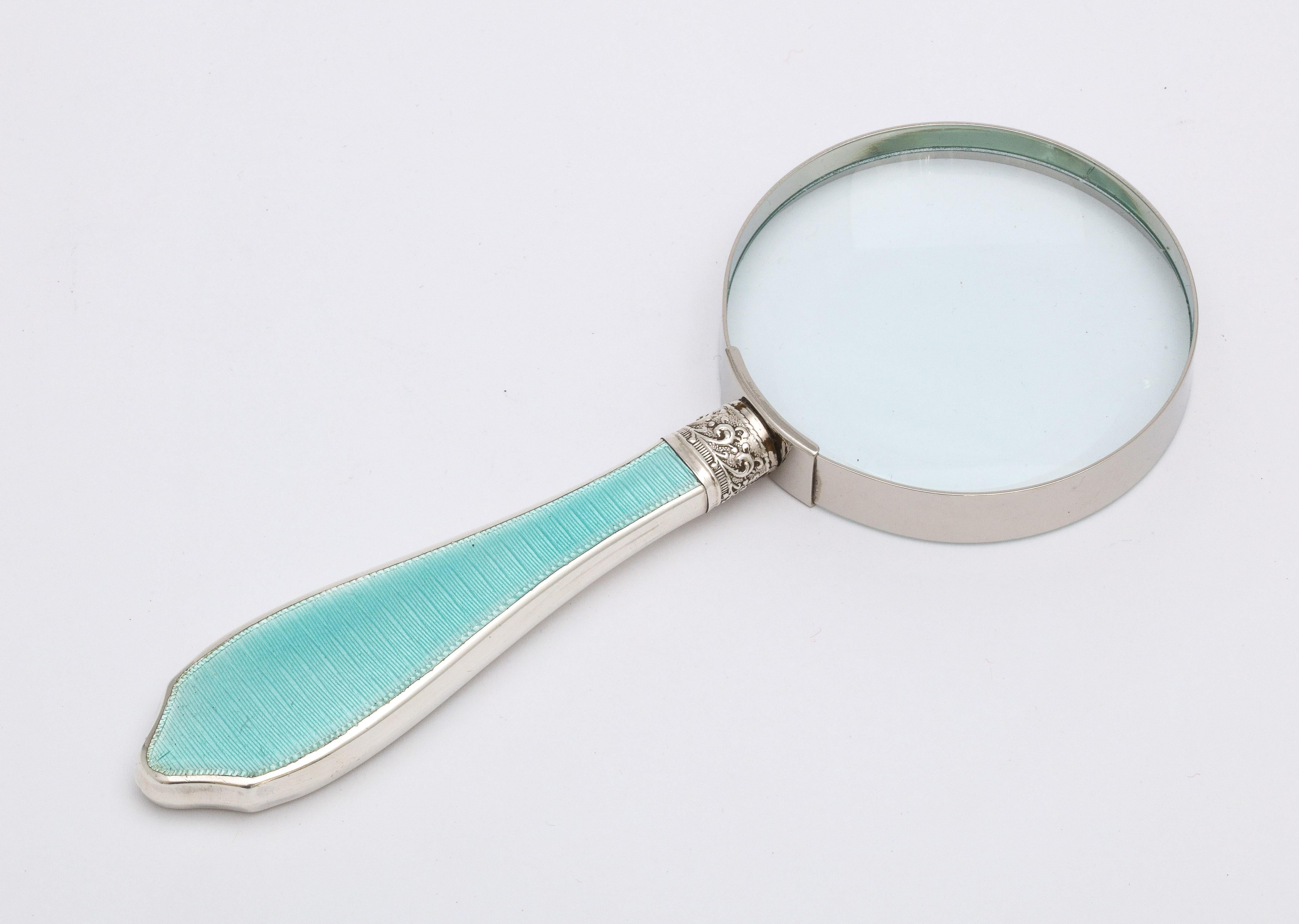 Art Deco Sterling Silver and Light Turquoise Enamel-Mounted Magnifying Glass In Good Condition In New York, NY