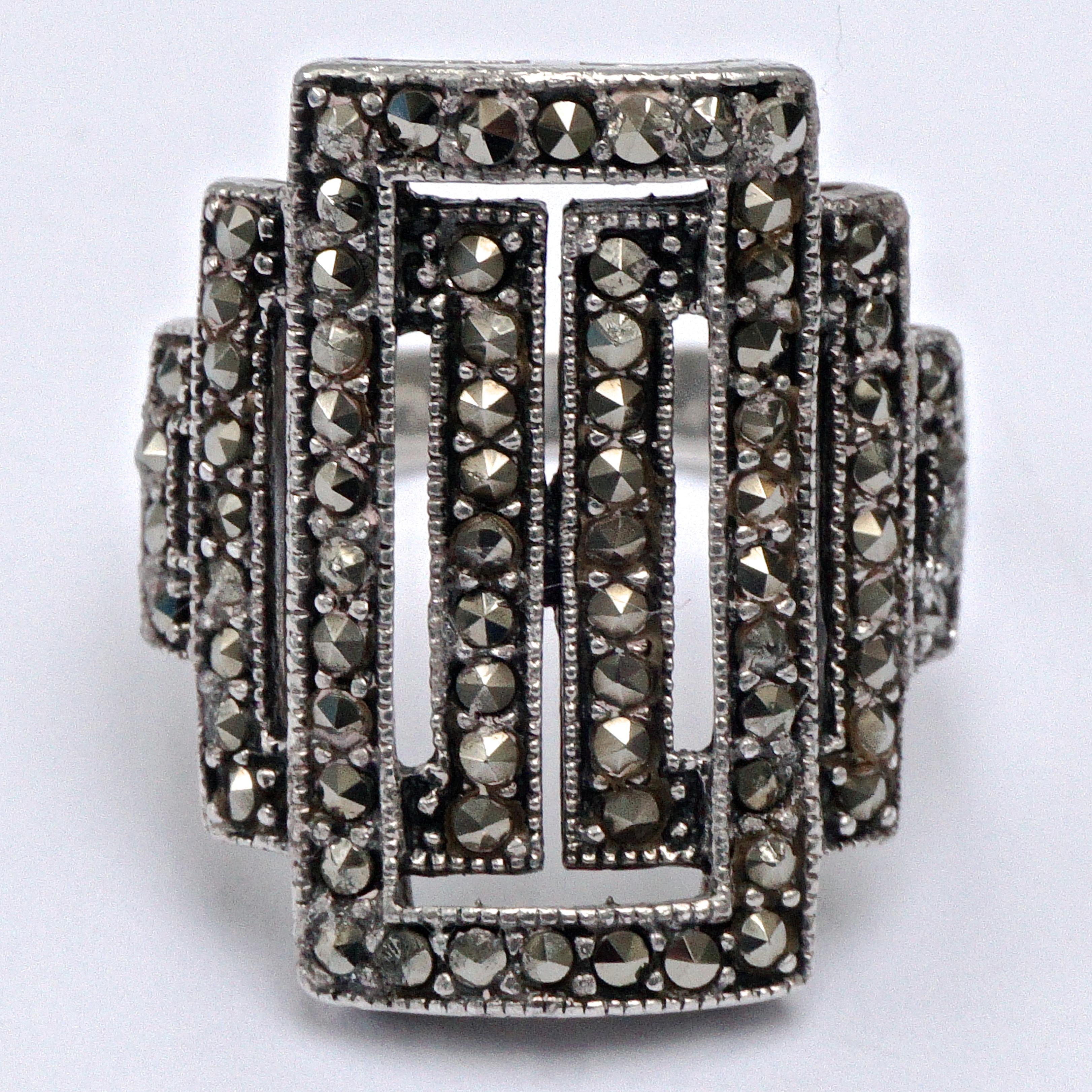 Round Cut Art Deco Sterling Silver and Marcasite Statement Ring circa 1930s For Sale