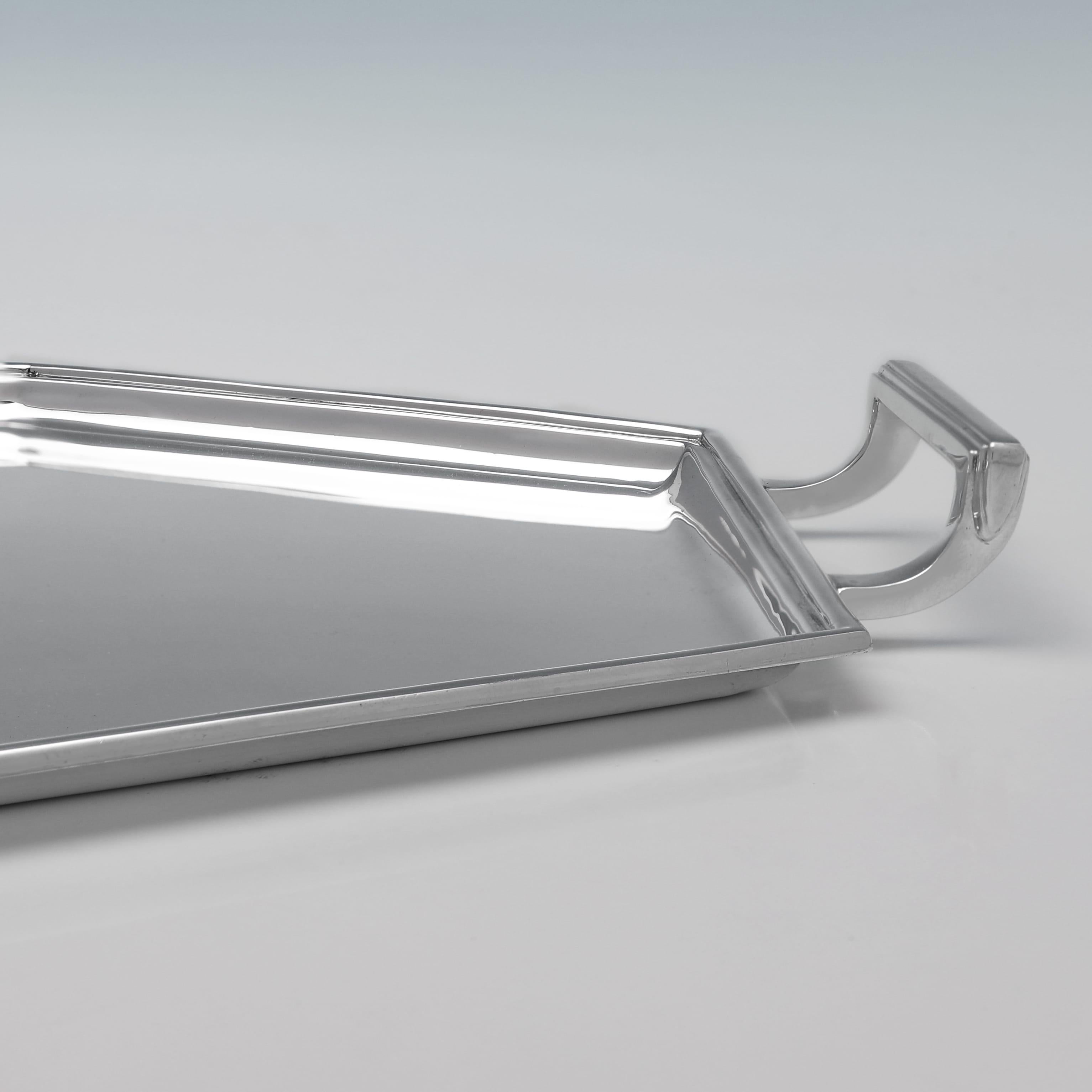 Plateau de bar Art déco en argent sterling, poinçonné à Sheffield en 1936 Bon état - En vente à London, London