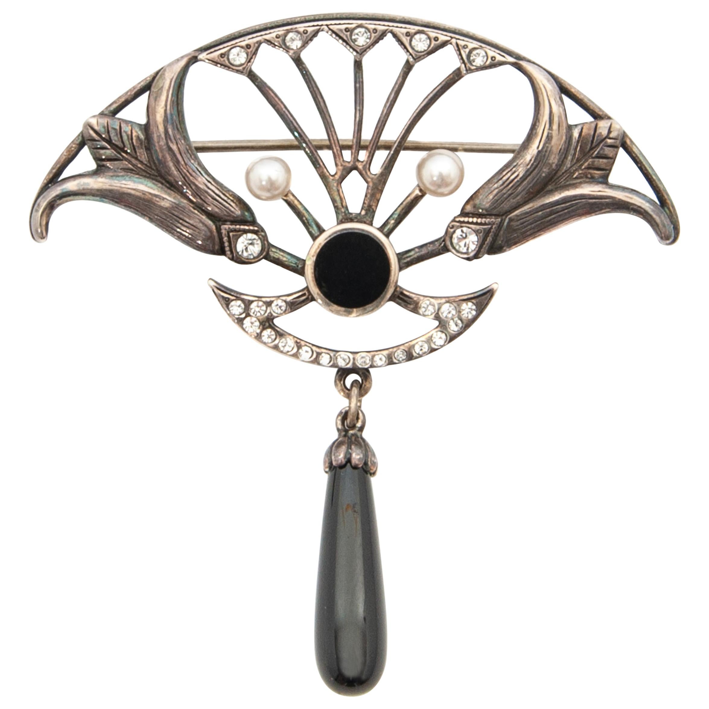 Art Deco Black Onyx Pearls and Crystal Diamonds Silver Brooch