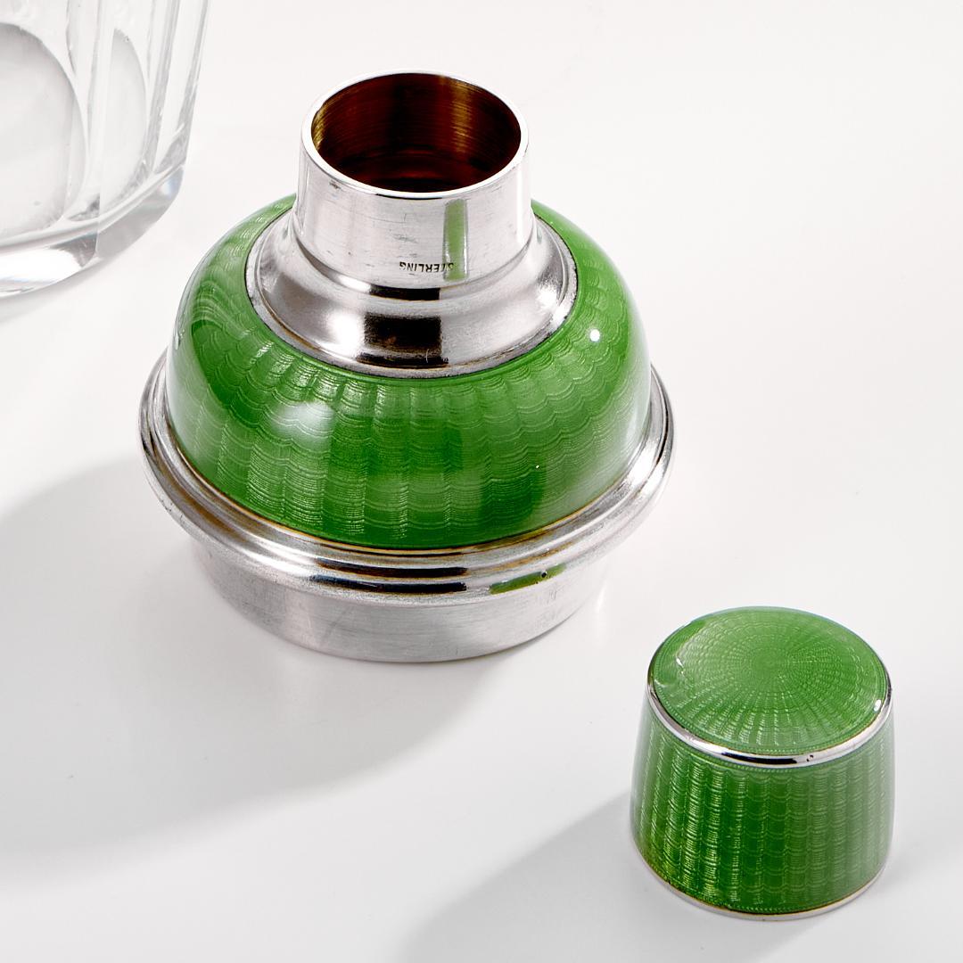 20th Century Art Deco Sterling Silver & Enamel Cocktail Shaker Date circa 1930-35 For Sale