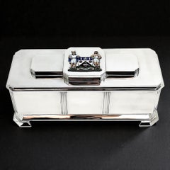 Art Deco Freedom Box aus Sterlingsilber und Emaille, 1941 Arms of Borough of Slough