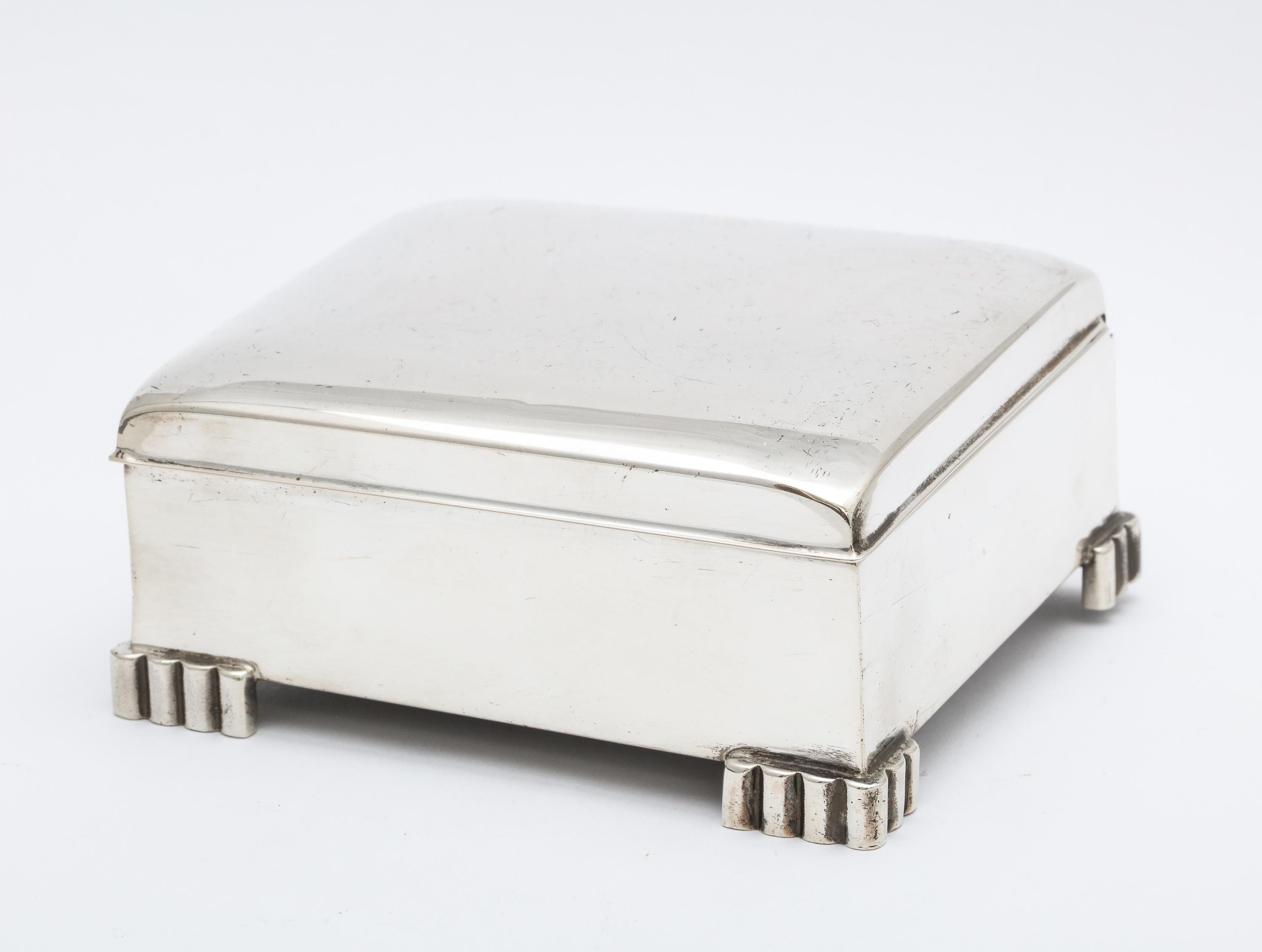 American Art Deco Sterling Silver Footed Table Box With Hinged Lid