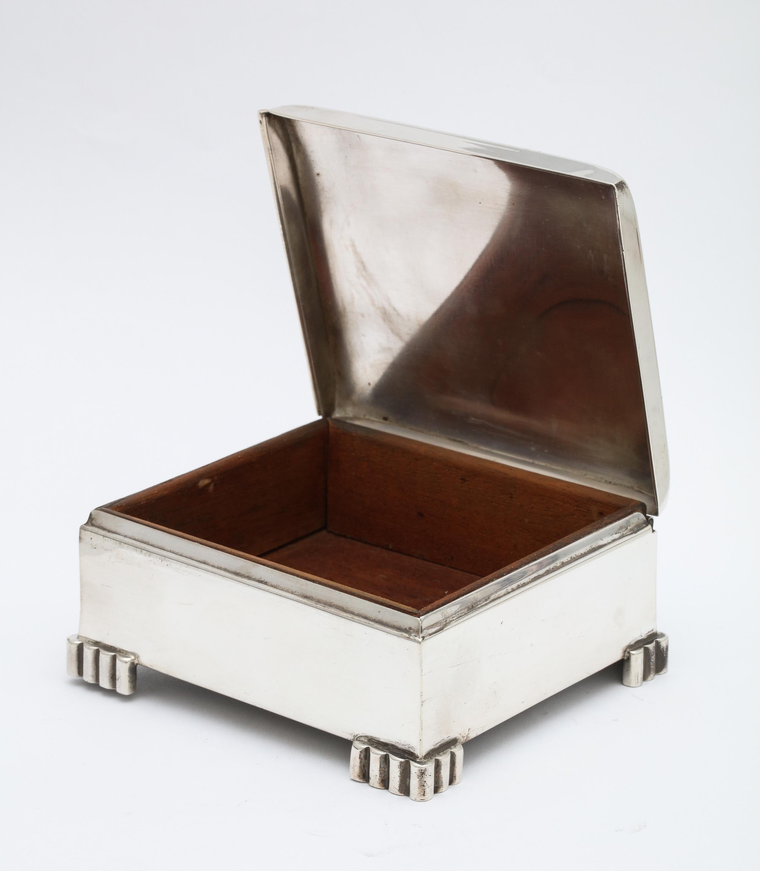 Art Deco Sterling Silver Footed Table Box With Hinged Lid 2