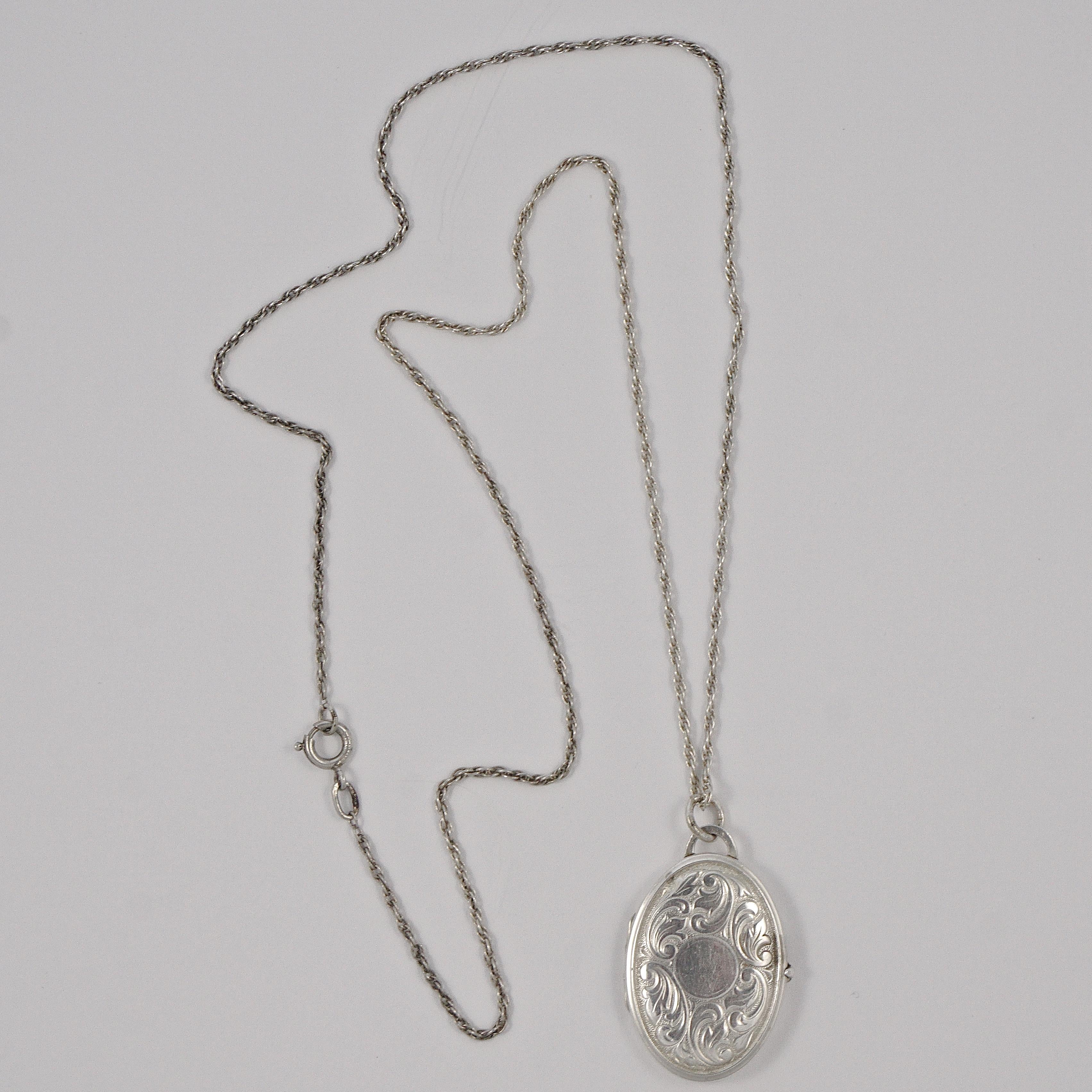 Women's or Men's Art Deco Sterling Silver Leaves Oval Locket with Prince of Wales Chain 