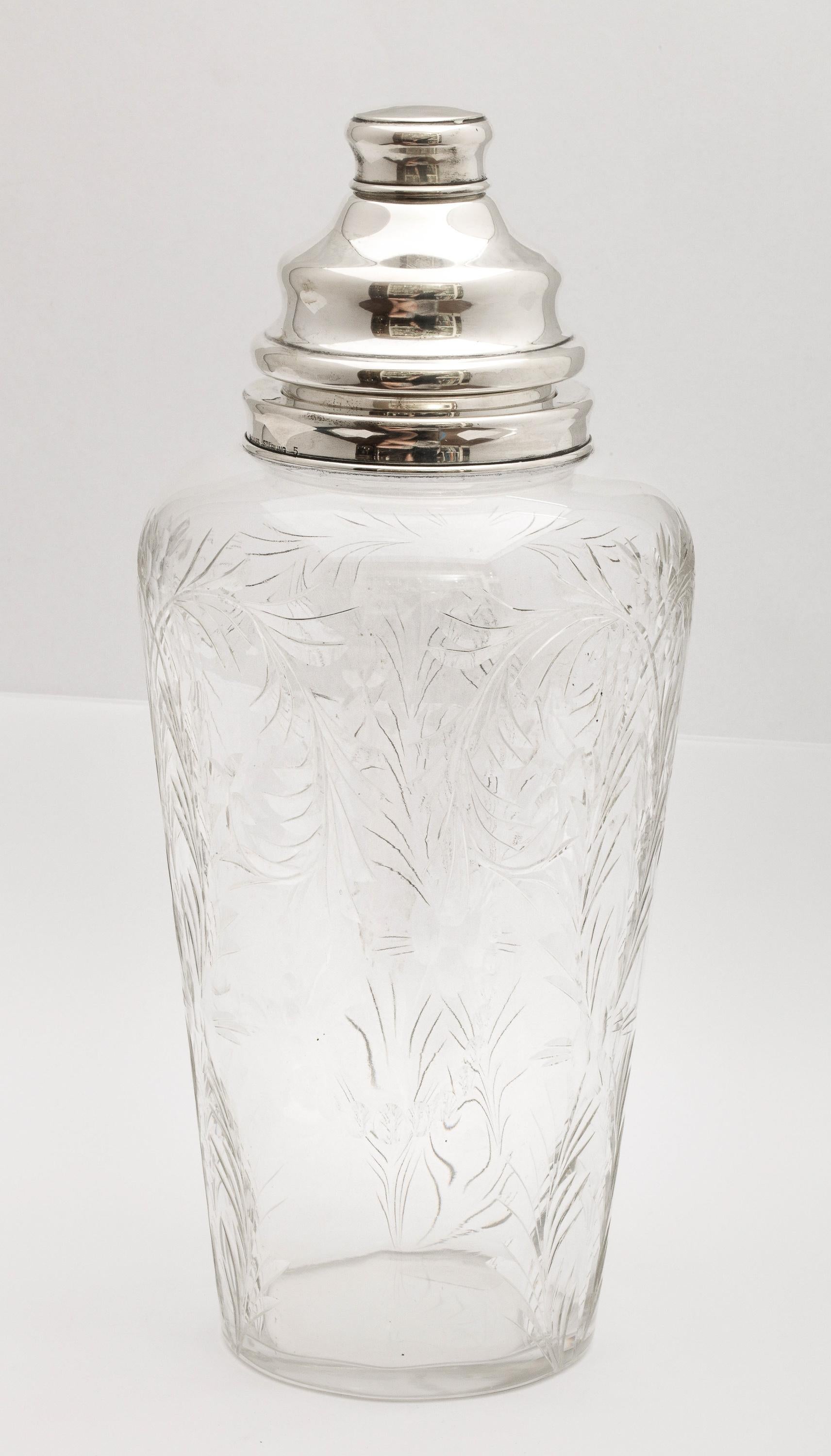 Art Deco Sterling Silver-Mounted Cocktail Shaker by Hawkes In Good Condition In New York, NY