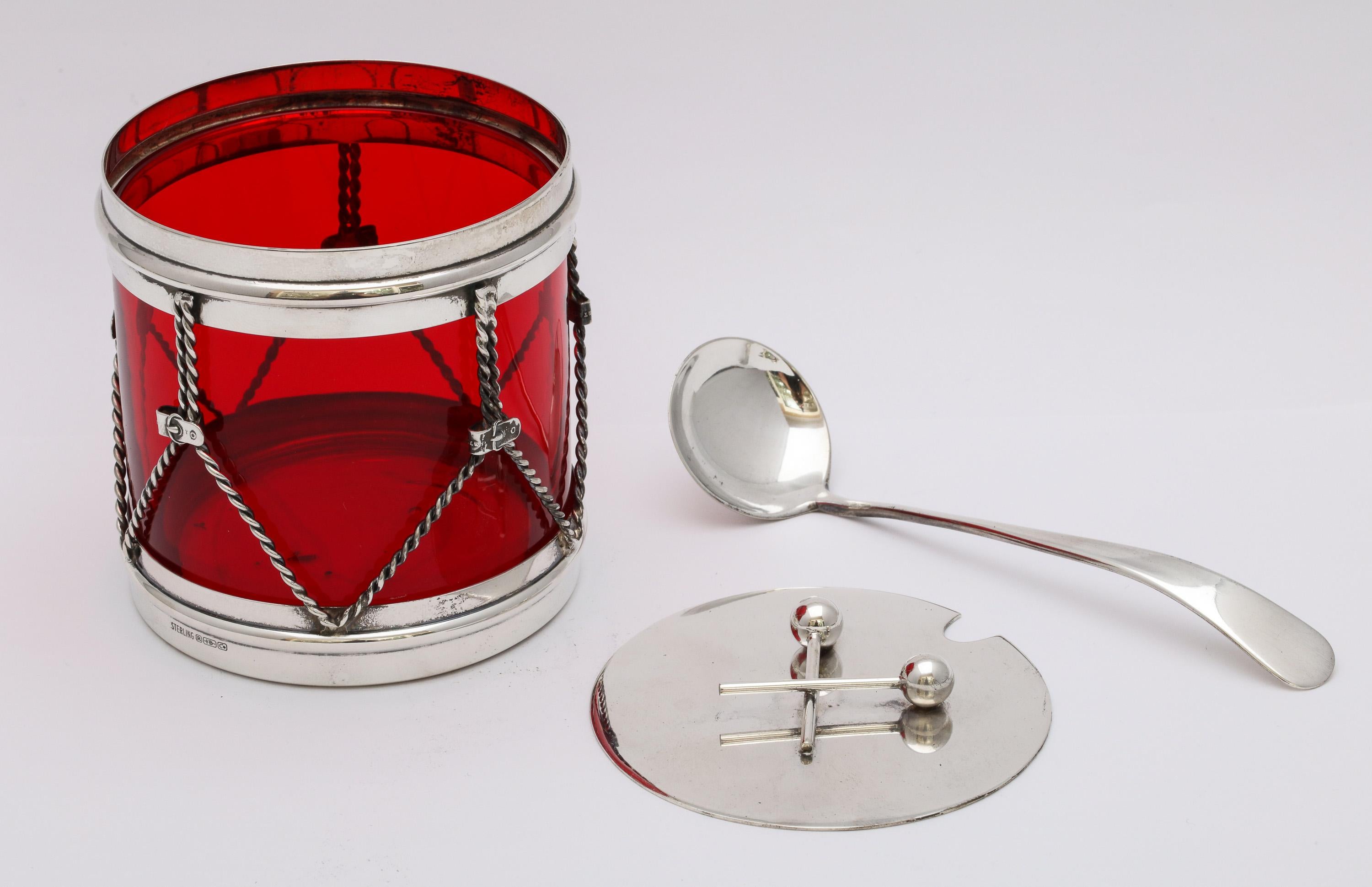 Art Deco Sterling Silver-Mounted Red Glass Drum-Form Condiments Jar with Spoon In Excellent Condition In New York, NY