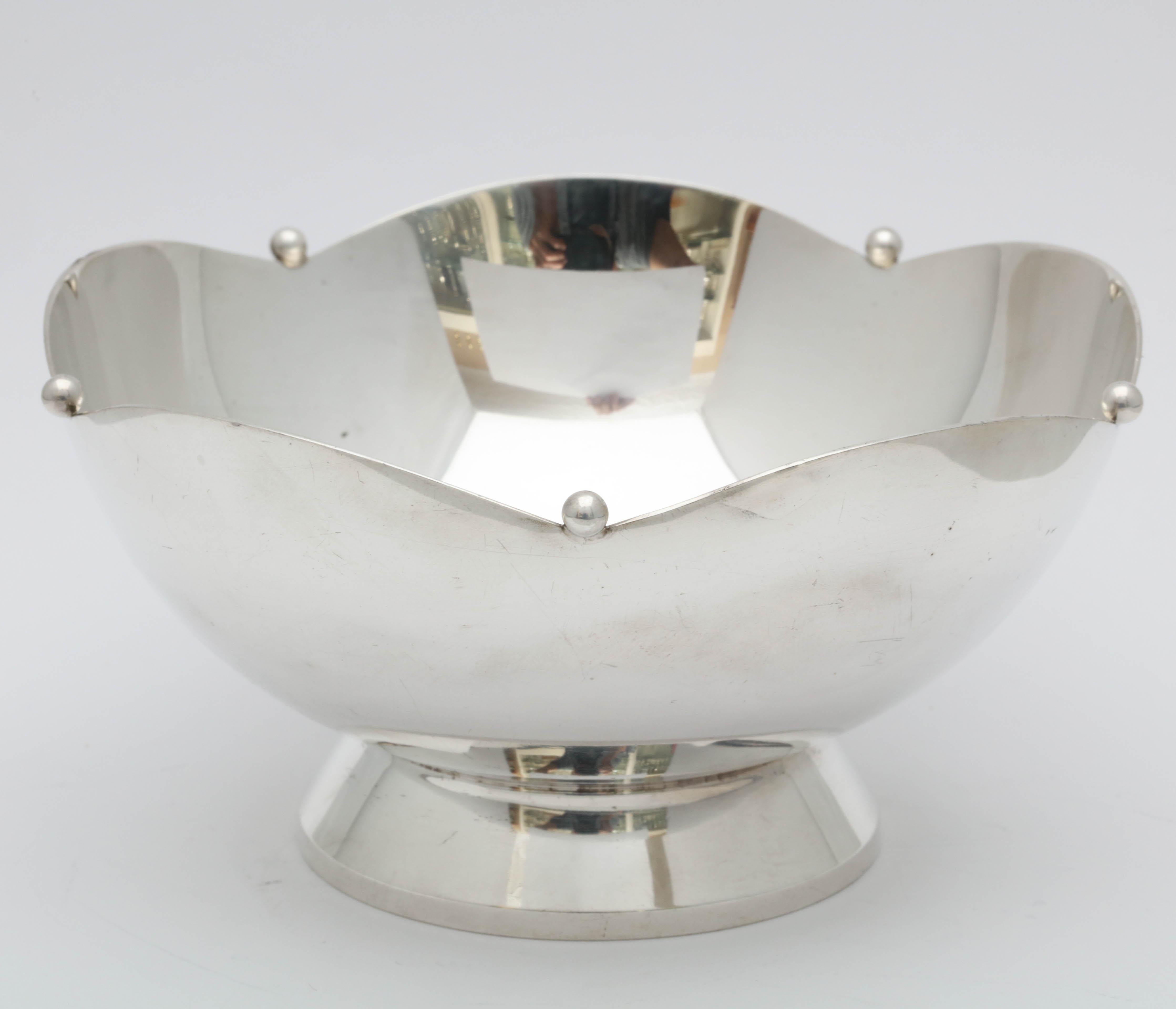 Art Deco, sterling silver, pedestal-based, mints/nuts bowl (having many other uses!), Currier and Roby Co., New York, circa 1920s-1930s. Measures: 2 3/4 inches high x 5 1/8 inches in diameter. Weighs 5.405 troy ounces. Dark spots in photos are
