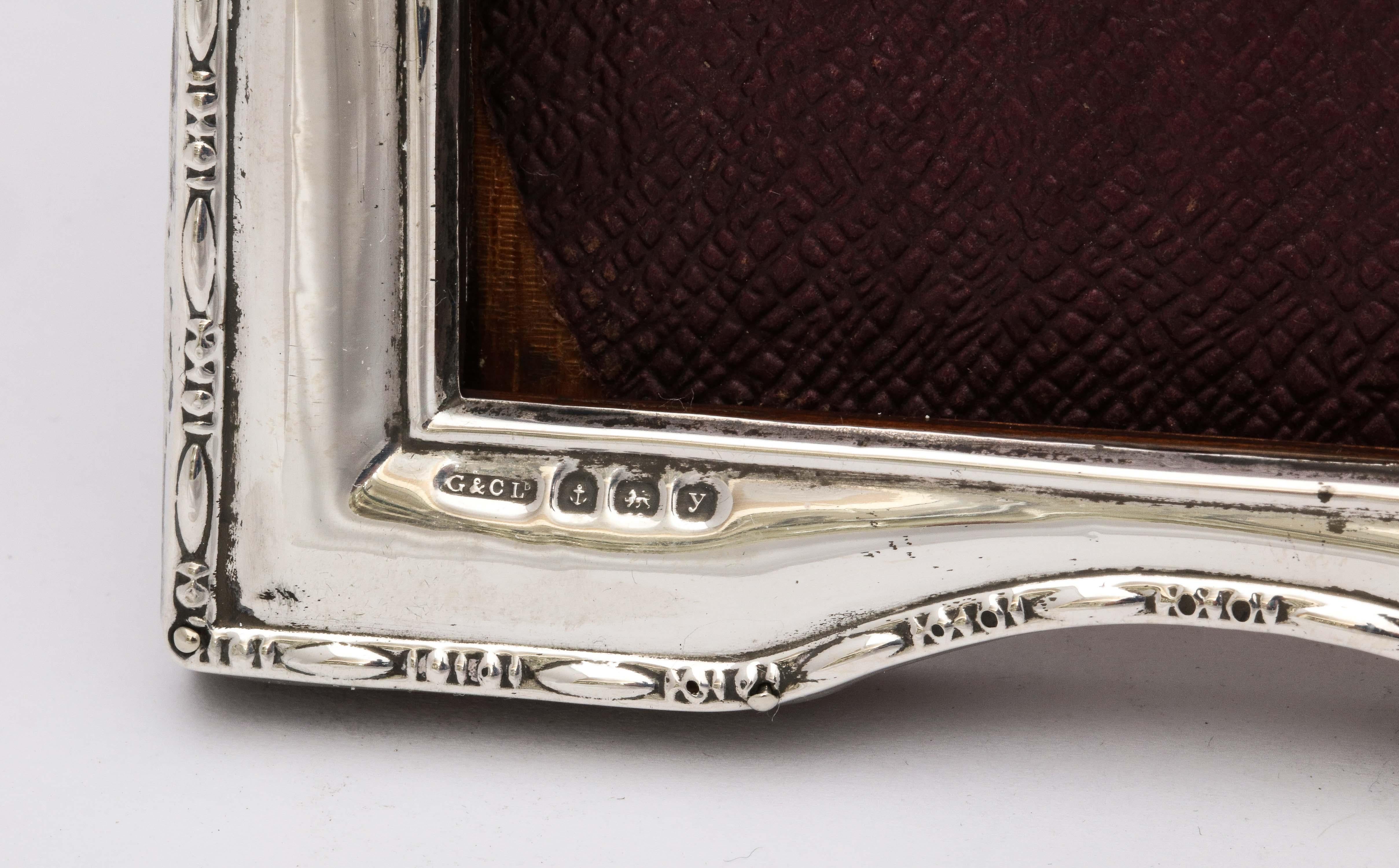 Art Deco Sterling Silver Picture Frame with Wood Back In Good Condition In New York, NY