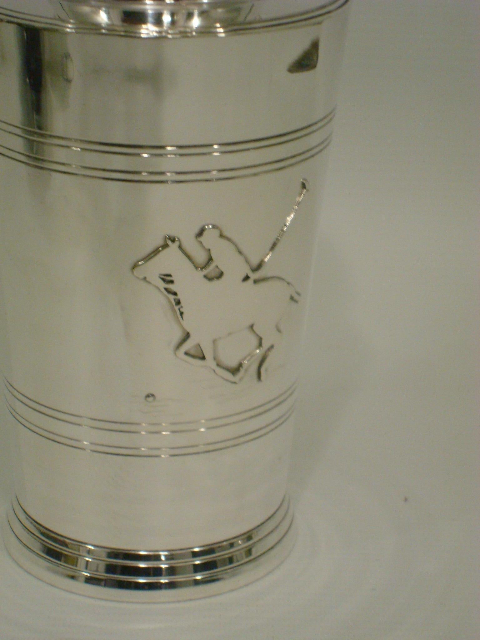 20th Century Art Deco Sterling Silver Polo / Horse Cocktail Shaker 1930´s Trophy / Cup