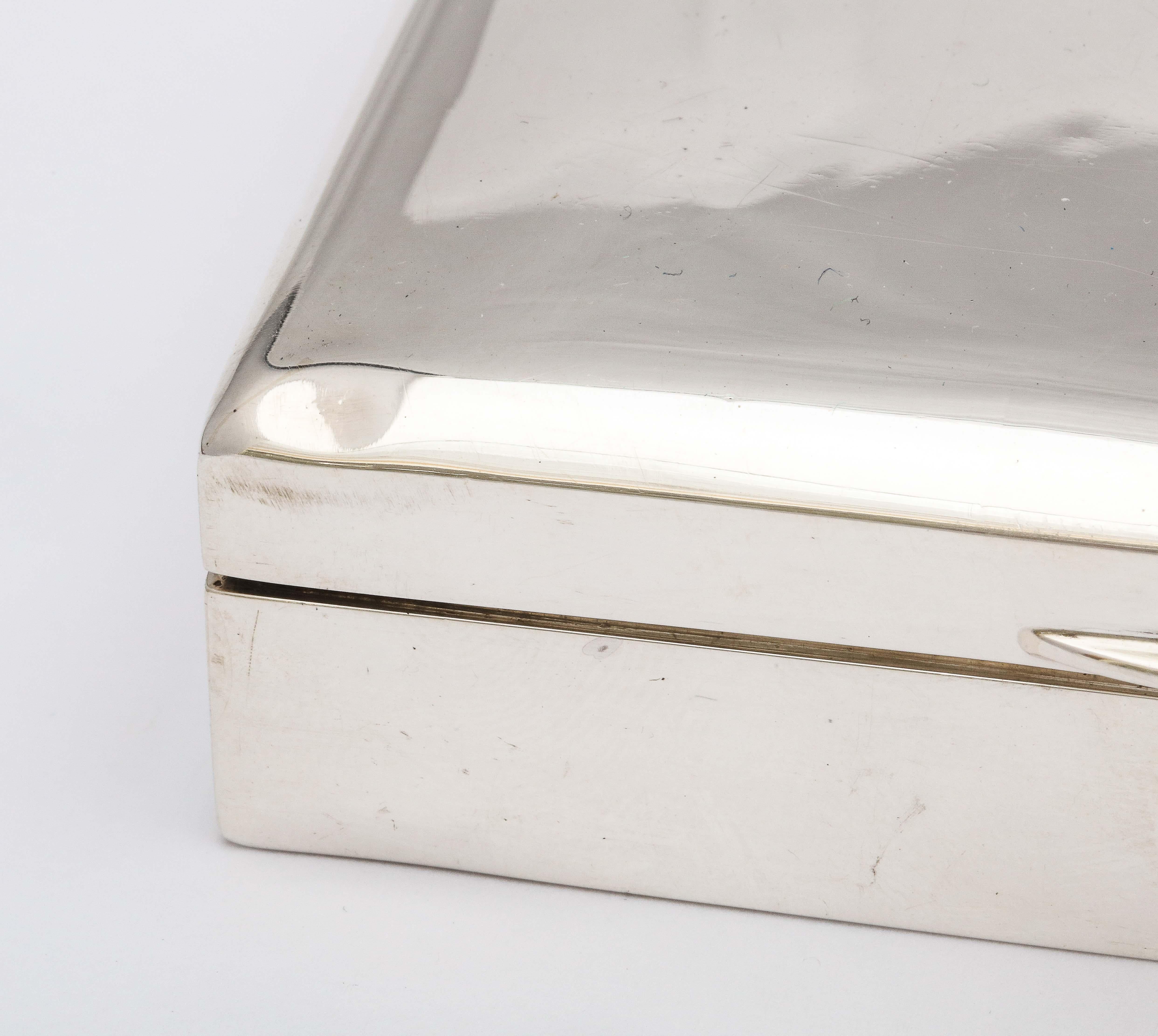 Art Deco Sterling Silver Table Box with Hinged Lid 9