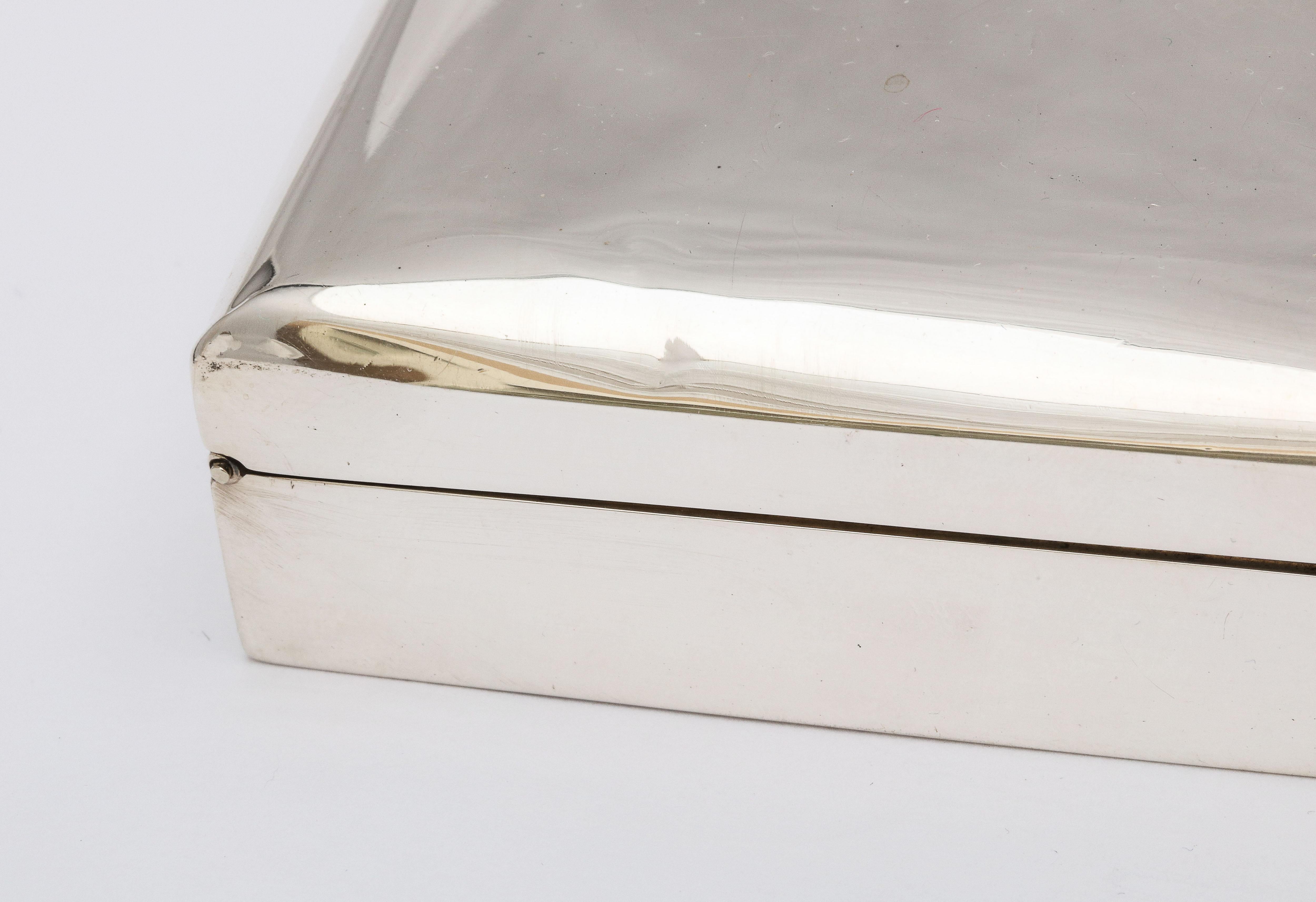 Art Deco Sterling Silver Table Box with Hinged Lid 10