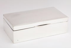 Boîte de table Art Déco en argent sterling avec couvercle à charnière