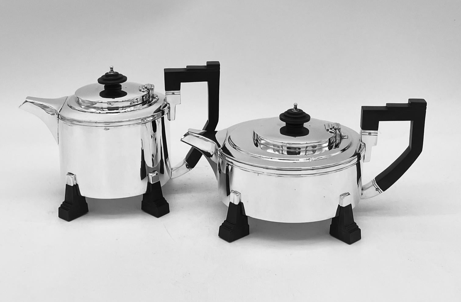 Art Deco Sterling Silver Tea & Coffee Set For Sale 4