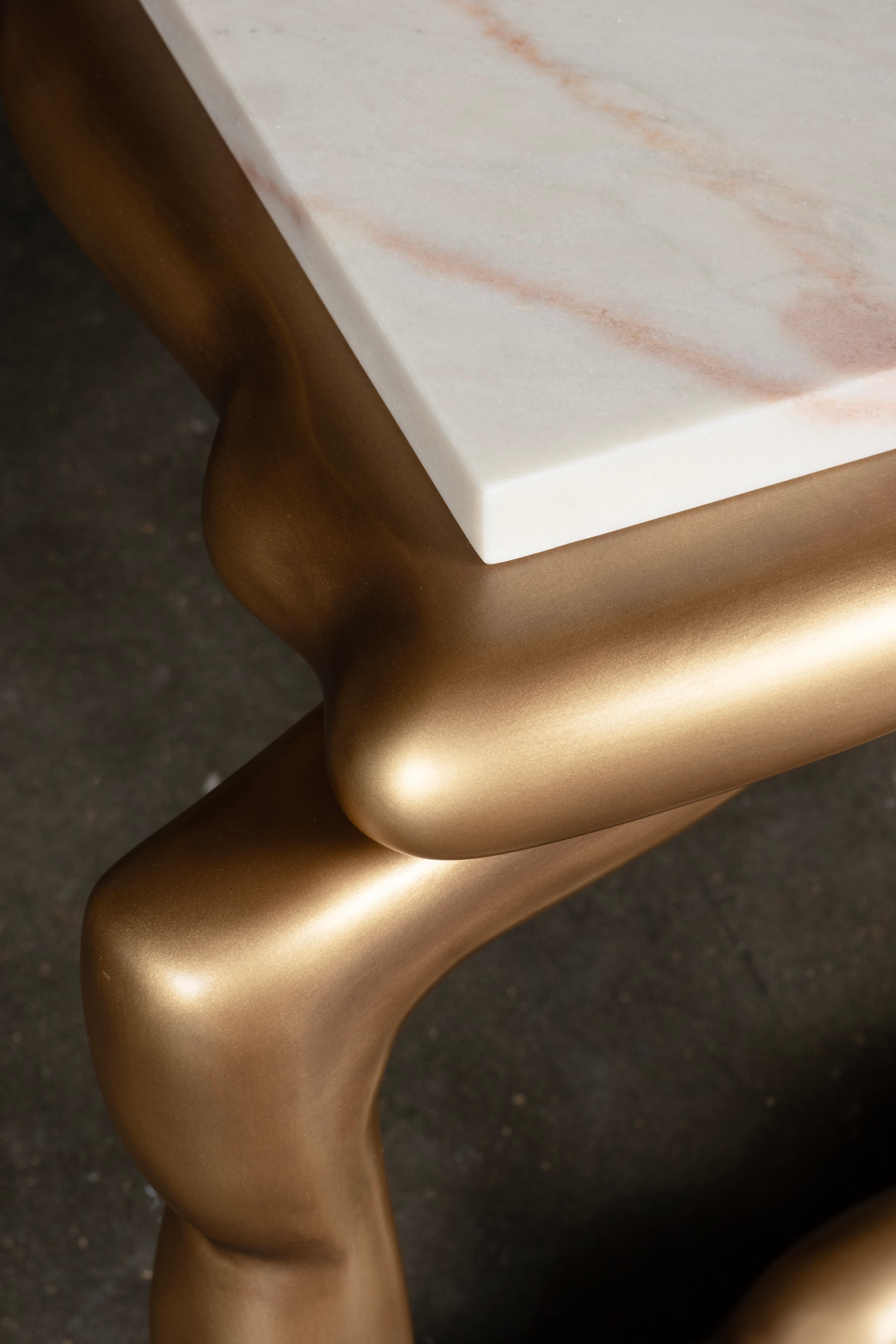 Table basse Art déco en marbre Calacatta fabriquée à la main au Portugal en vente 4