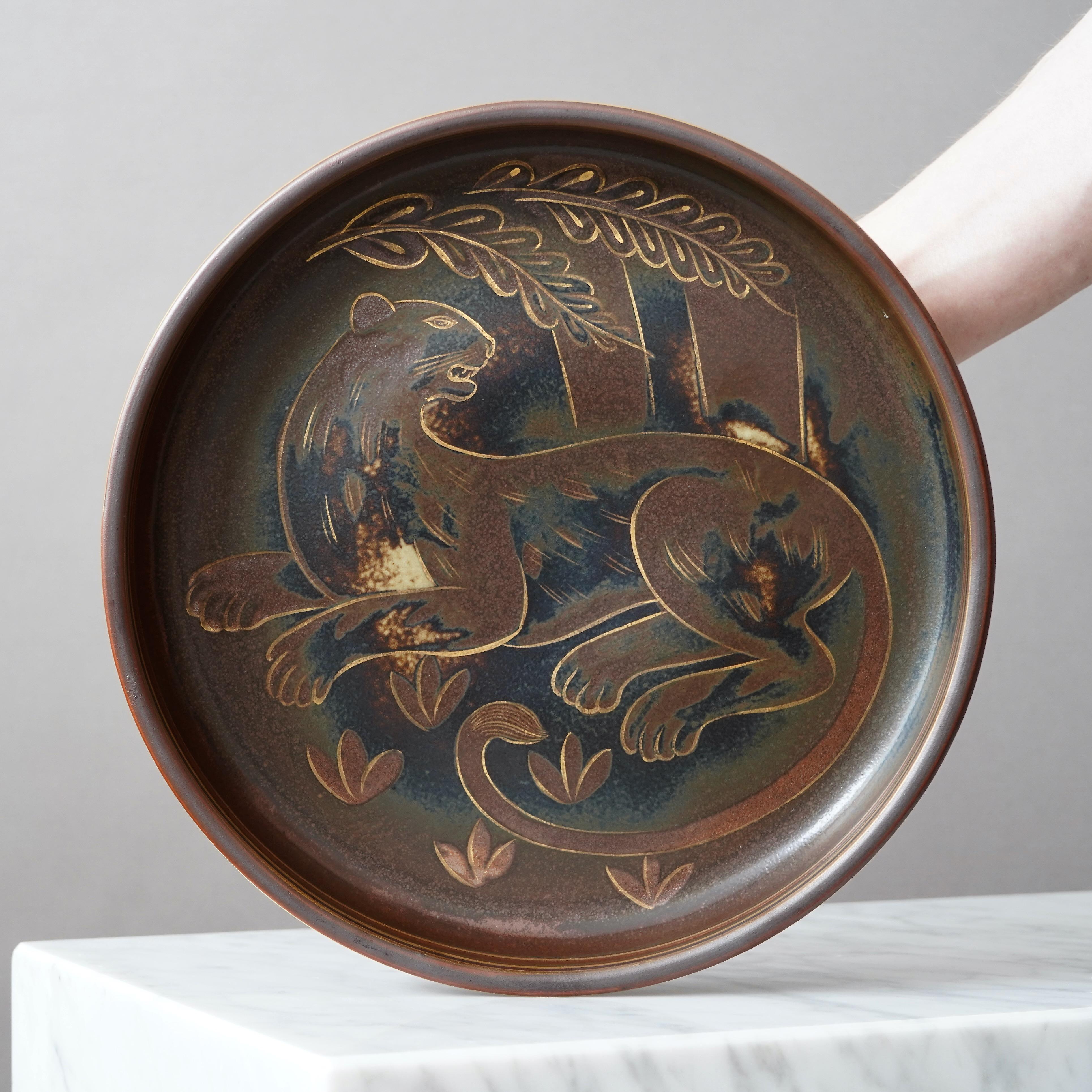 Cuenco con pie de gres Art decó de Gunnar Nylund. ALP, Suecia, años 30. Oro marrón. siglo XX en venta