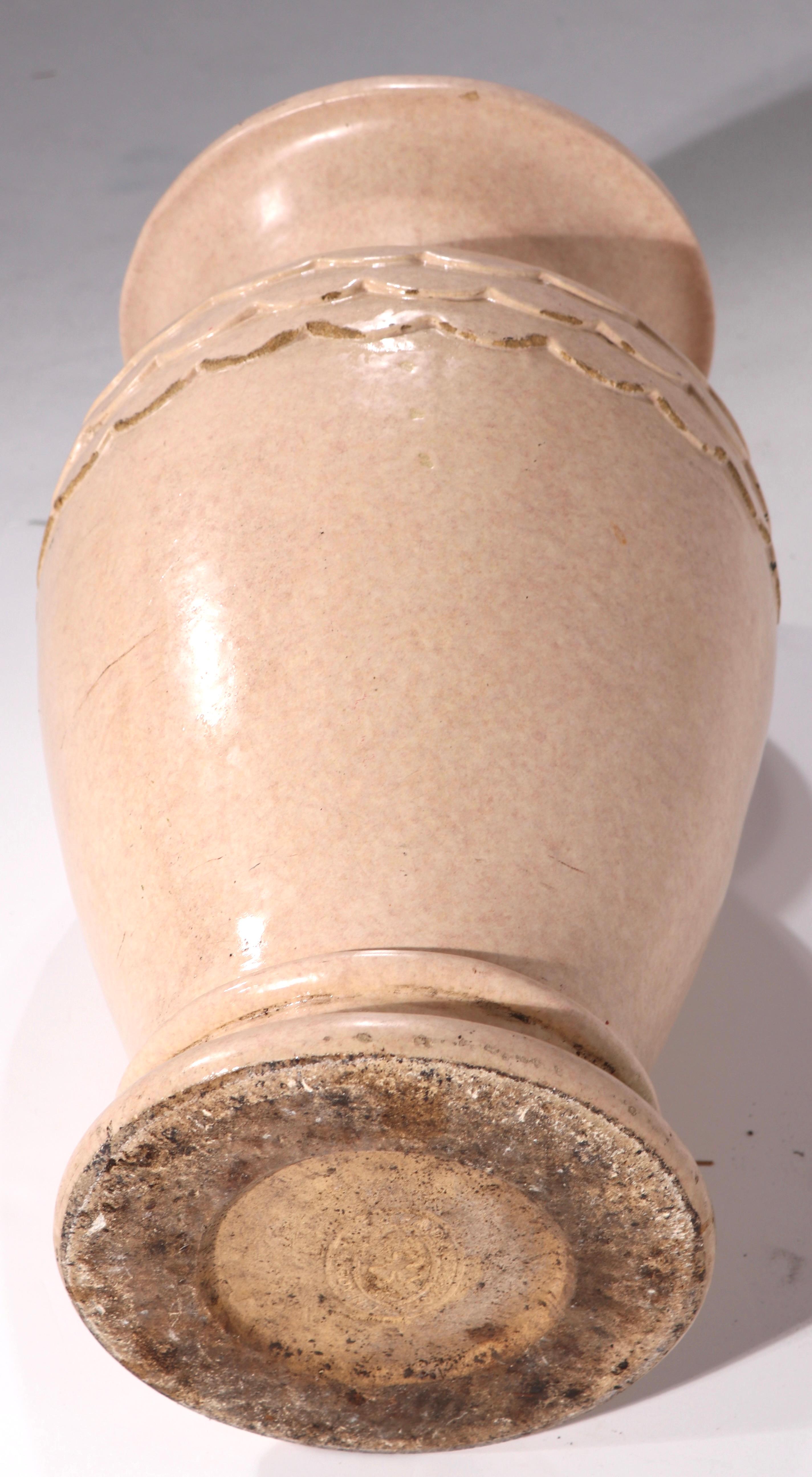 Urne aus Steingut im Art déco-Stil (Töpferwaren) im Angebot