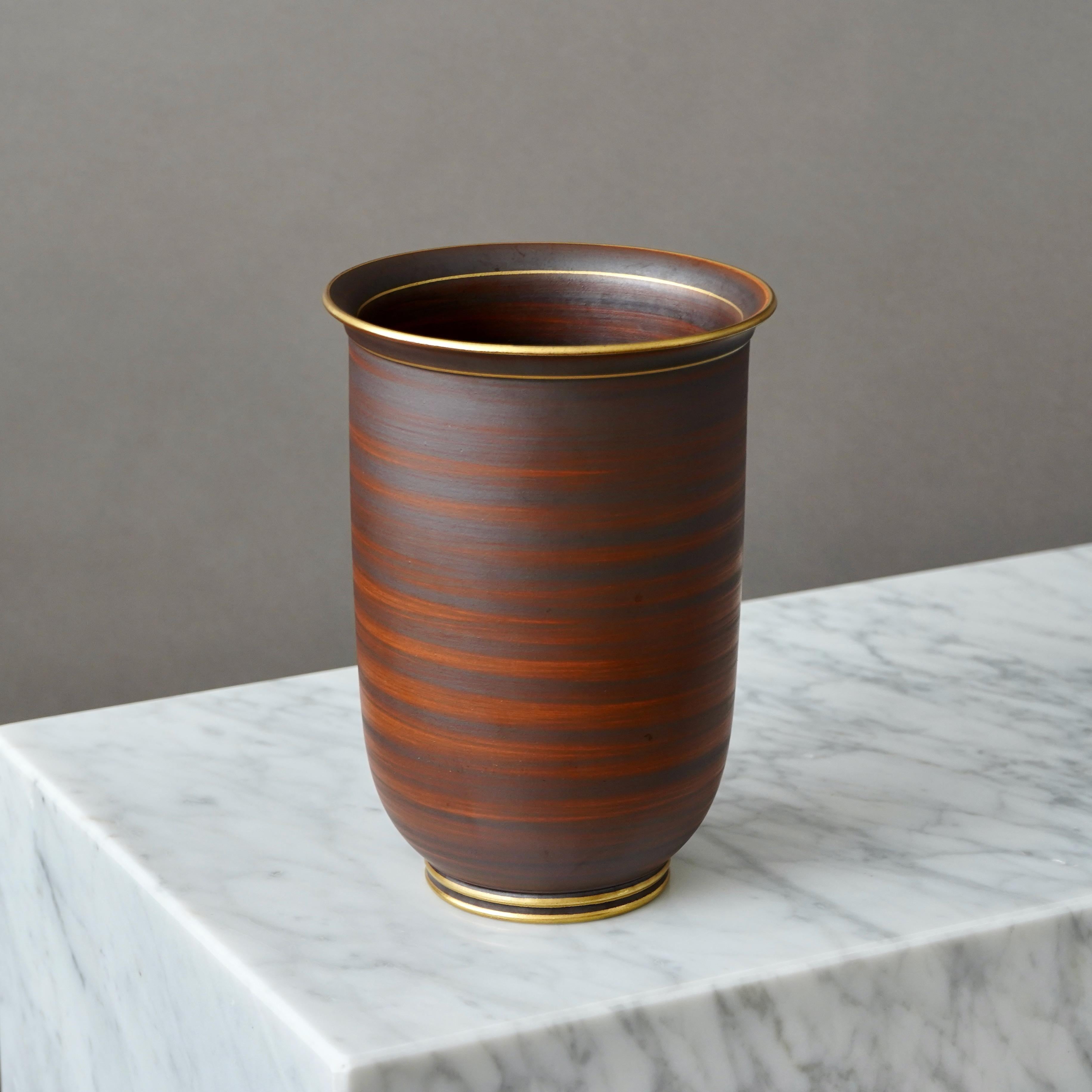 Swedish Art Deco Stoneware Vase in Brown and Gold by Gunnar Nylund. ALP, Sweden, 1930s