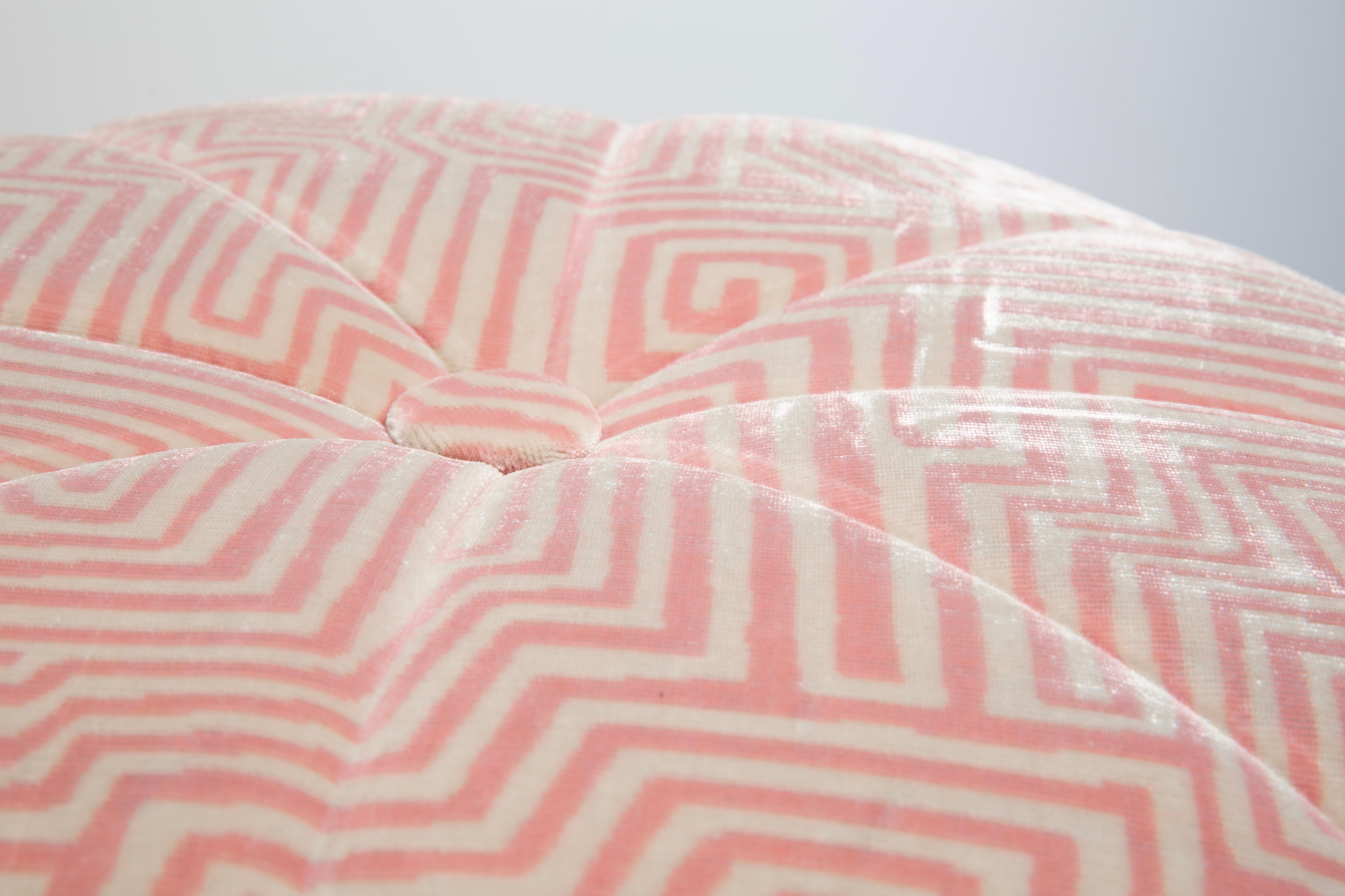 Tabouret art déco de Jindrich Halabala en velours Jungling Dedar blanc et rose en vente 1