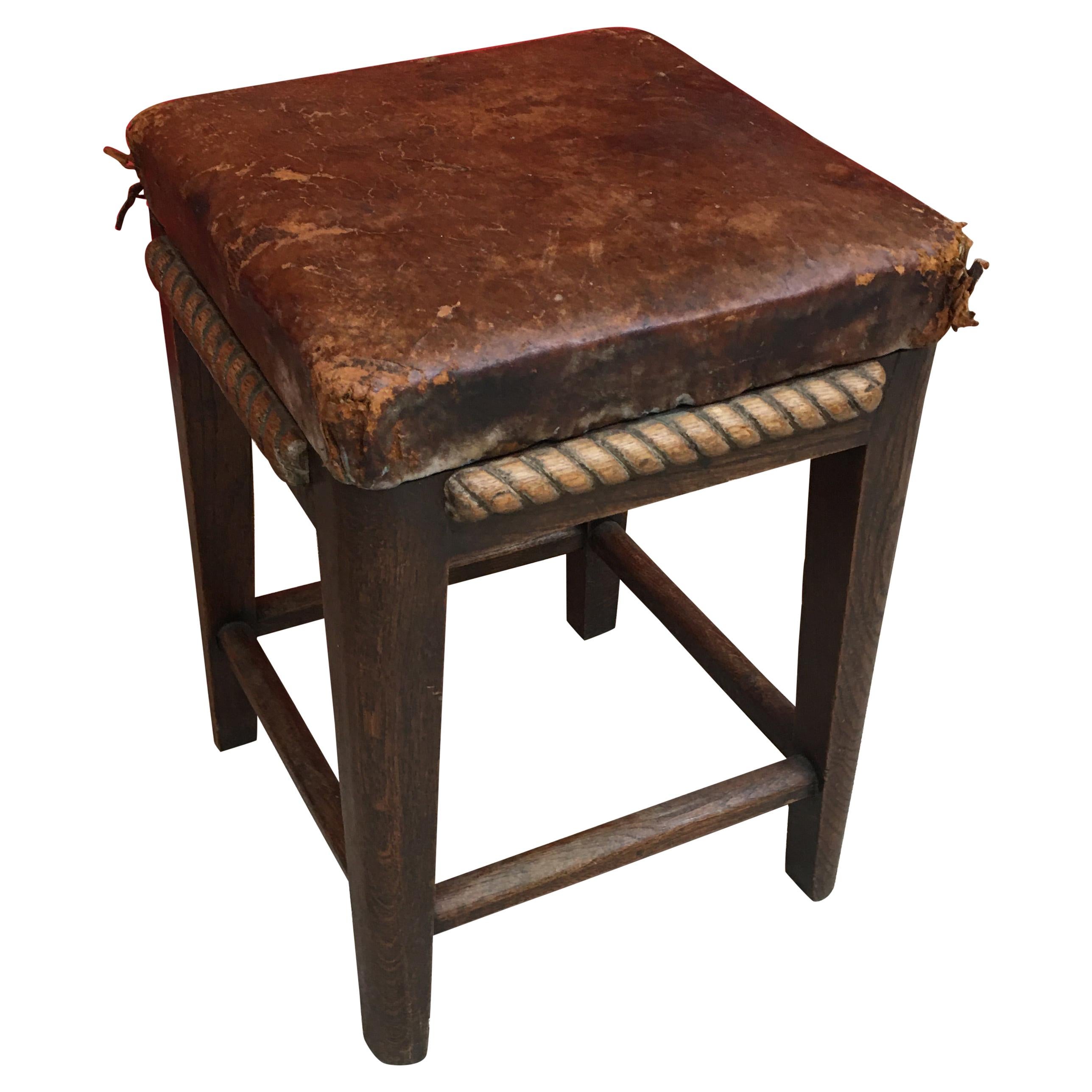 Art Deco Stool in Oak and Leather circa 1950, Carved Wooden Rope Decor For Sale